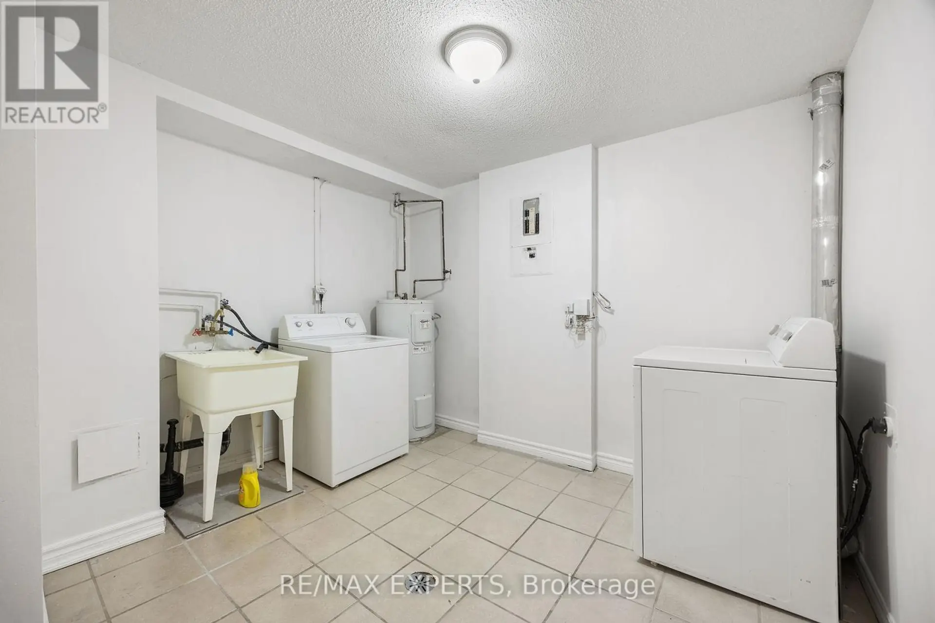 242 MILESTONE CRESCENT - Image 15