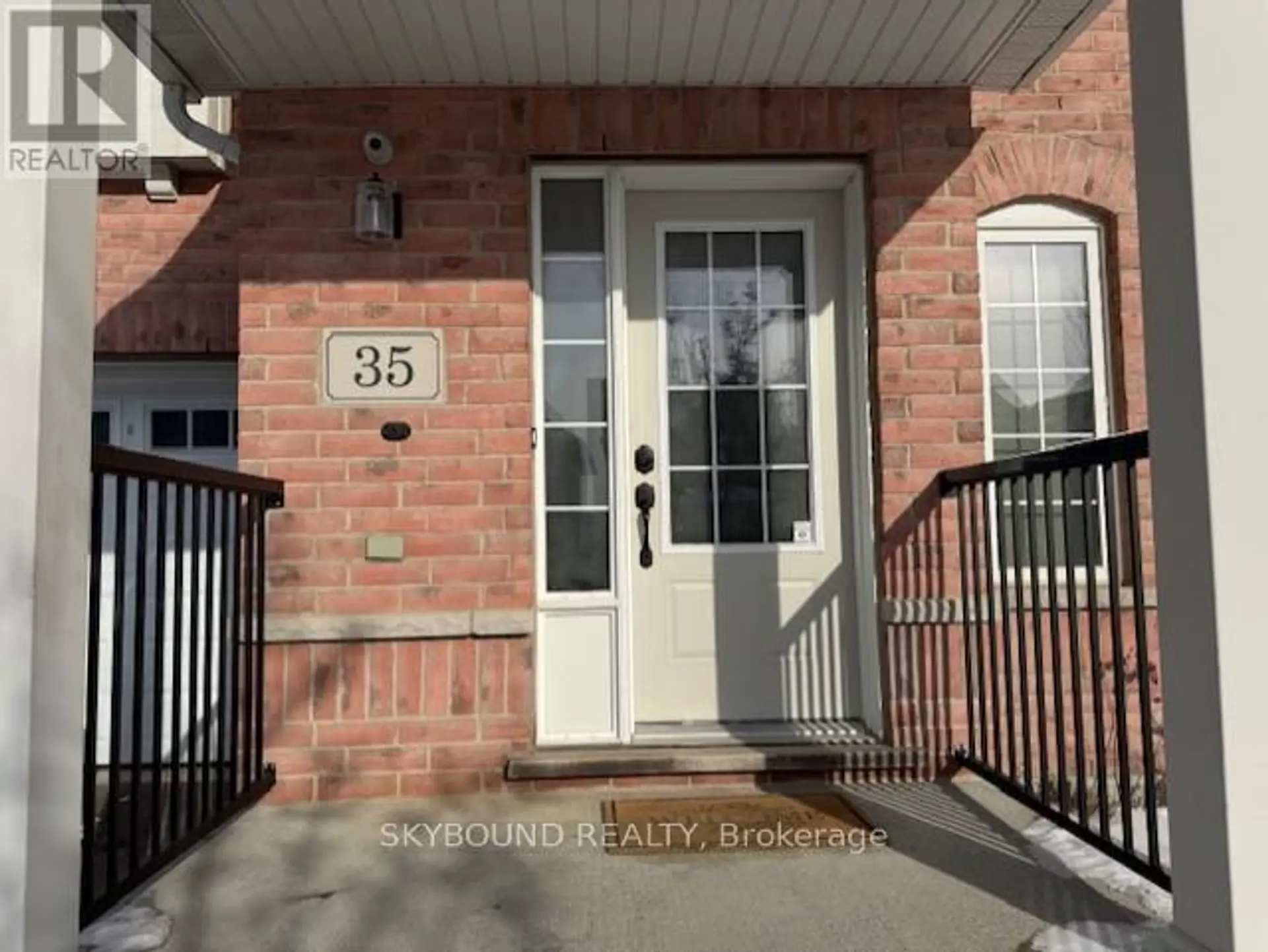 35 LLOYDMINISTER AVENUE - Image 2