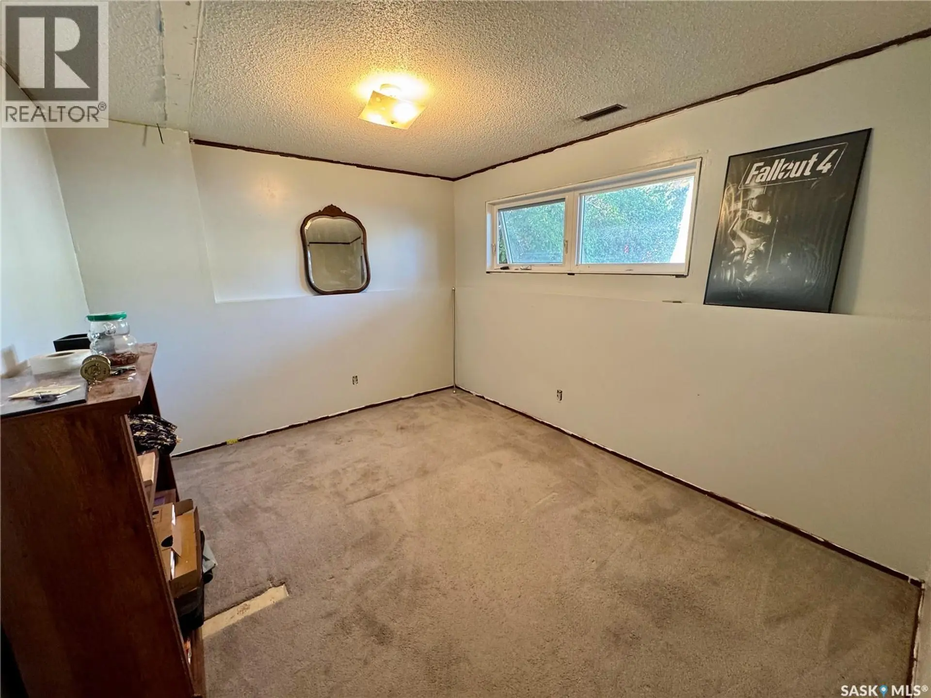 1215 ATHABASCA STREET W - Image 14