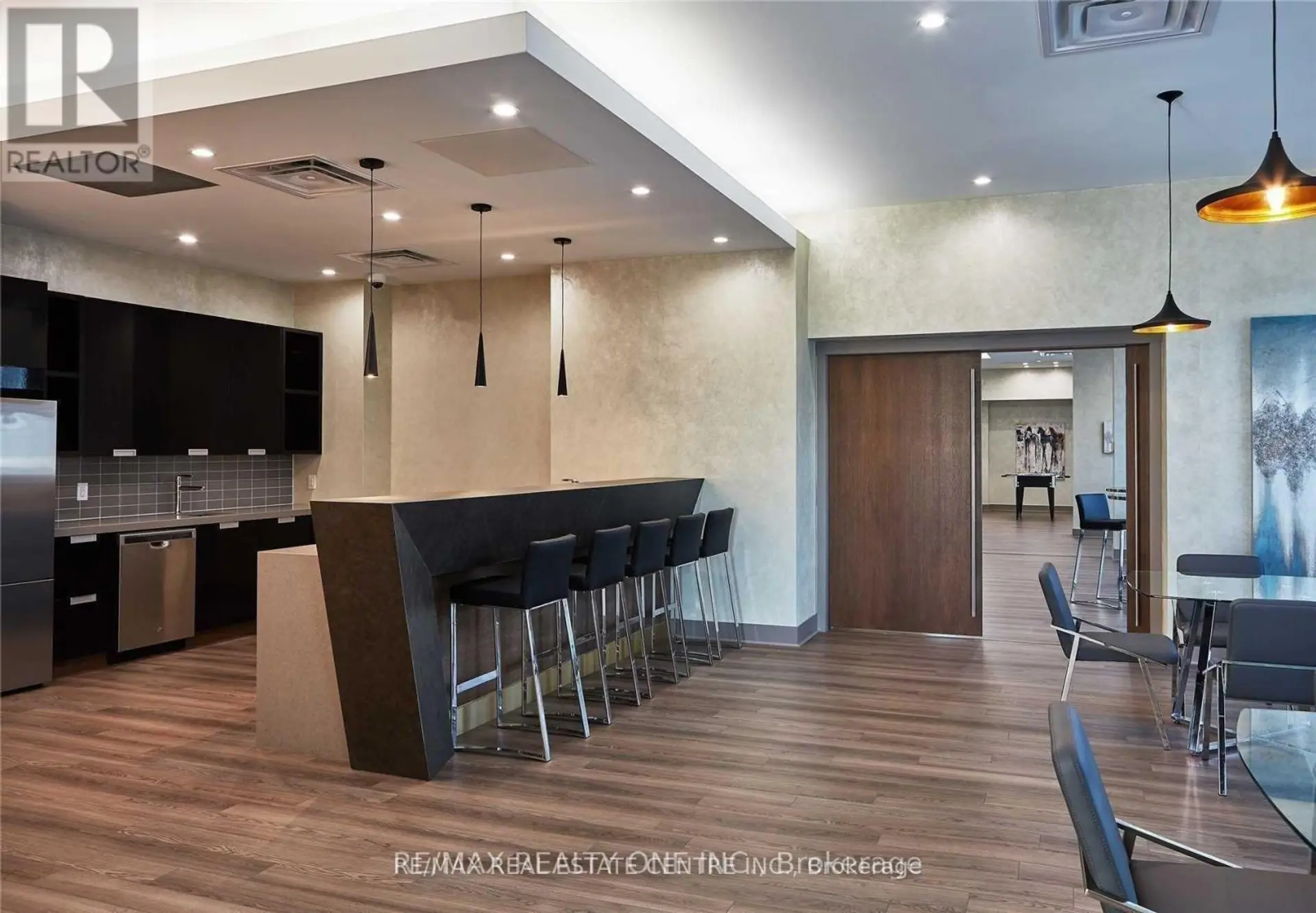 #112 5025 FOUR SPRINGS AVENUE - Image 14