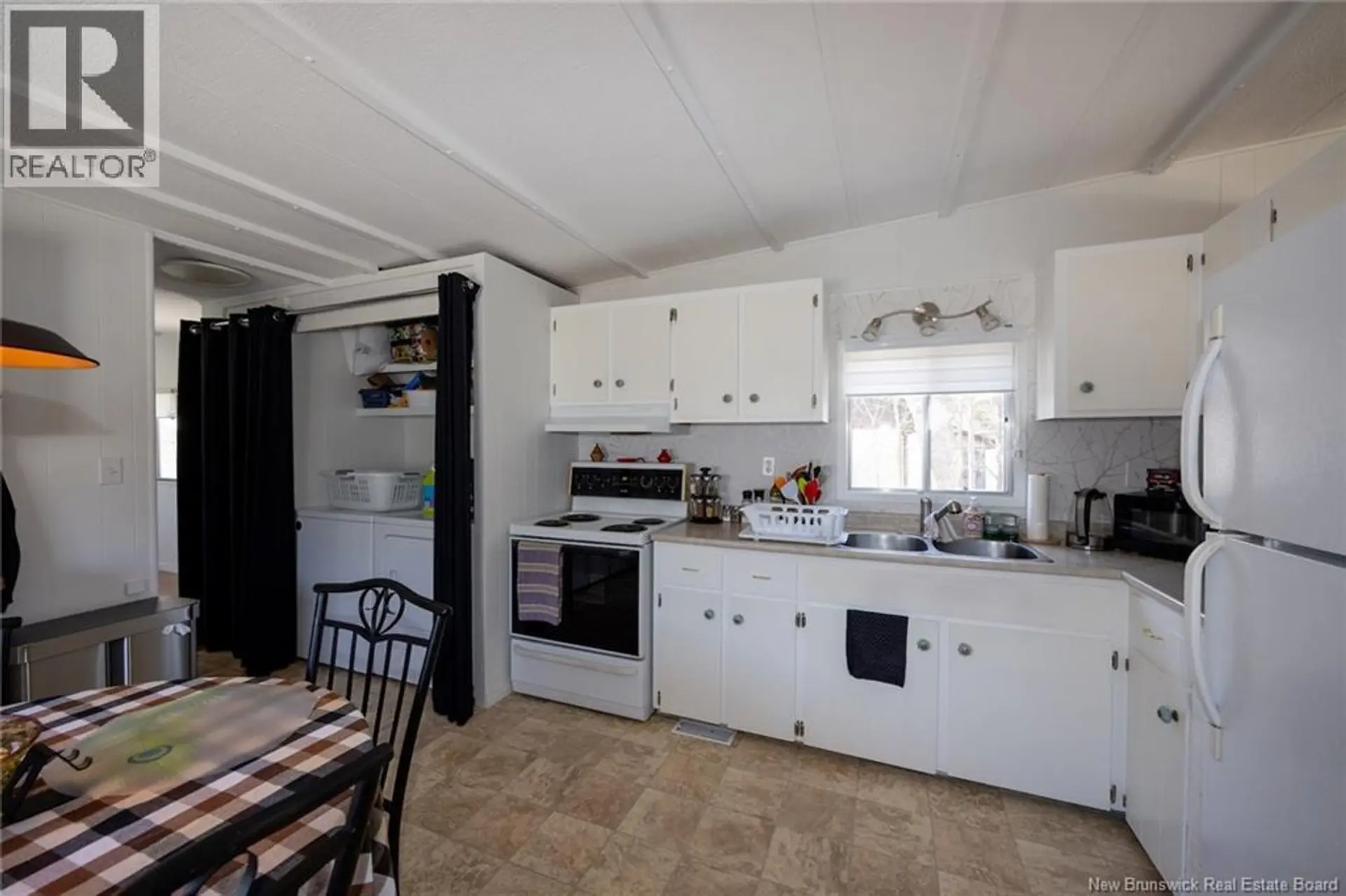 362 Fairmount Lane - Image 7