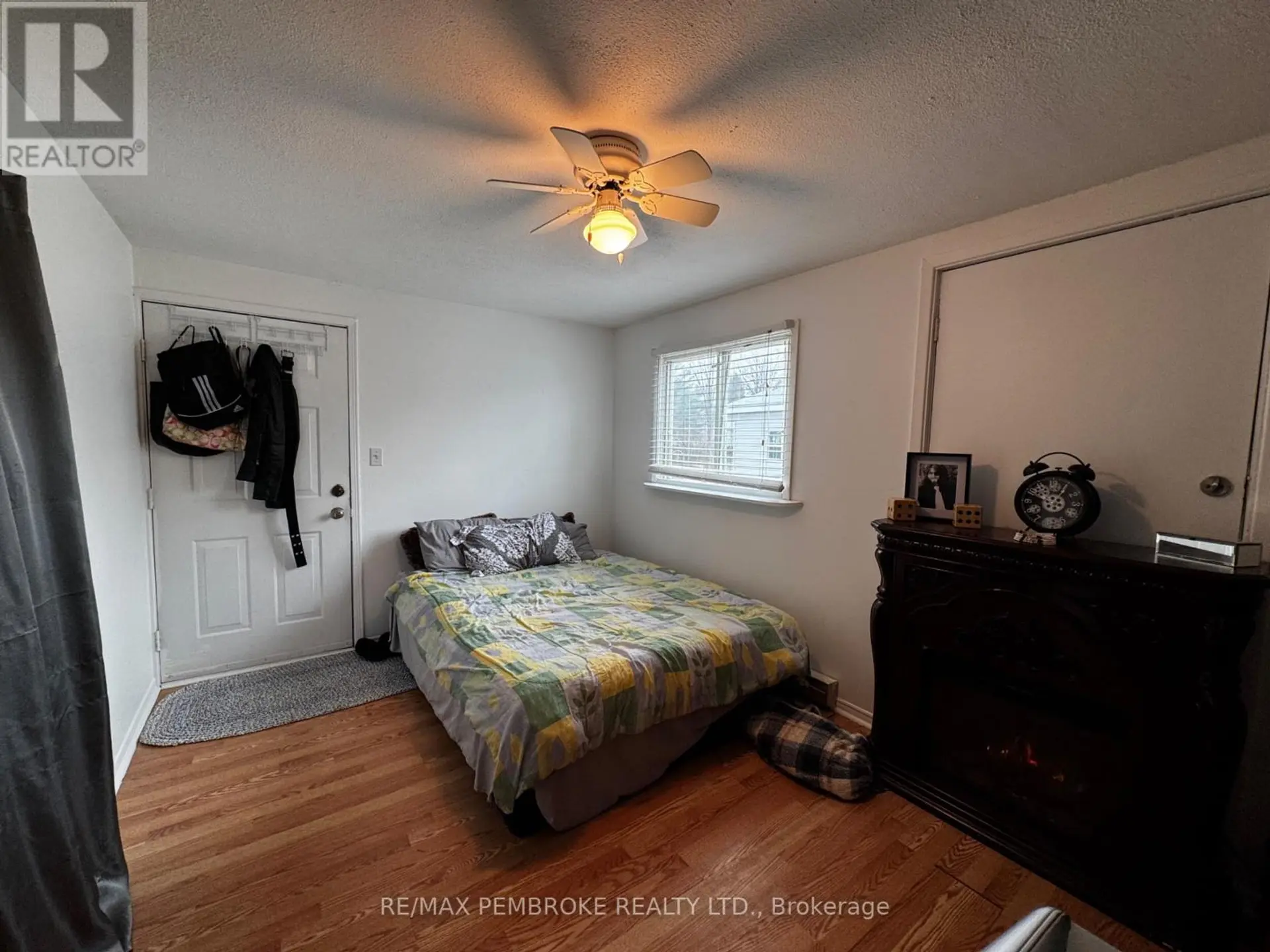 72 PINEHURST ESTATES - Image 9