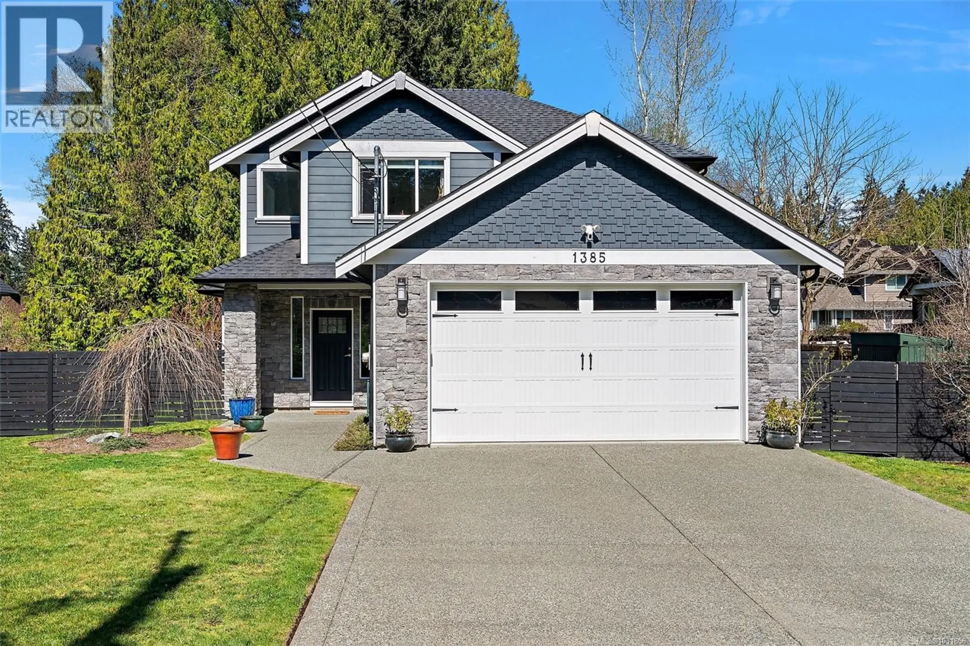 Property at 1385 Hutchinson Rd, Cobble Hill, BC