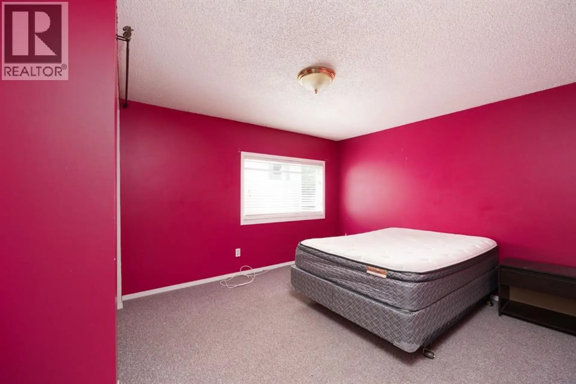 368 GREY CRESCENT - Image 7