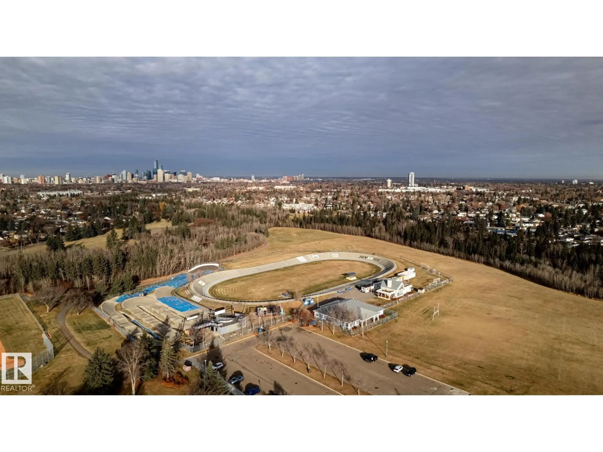6724 84 ST NW - Image 10