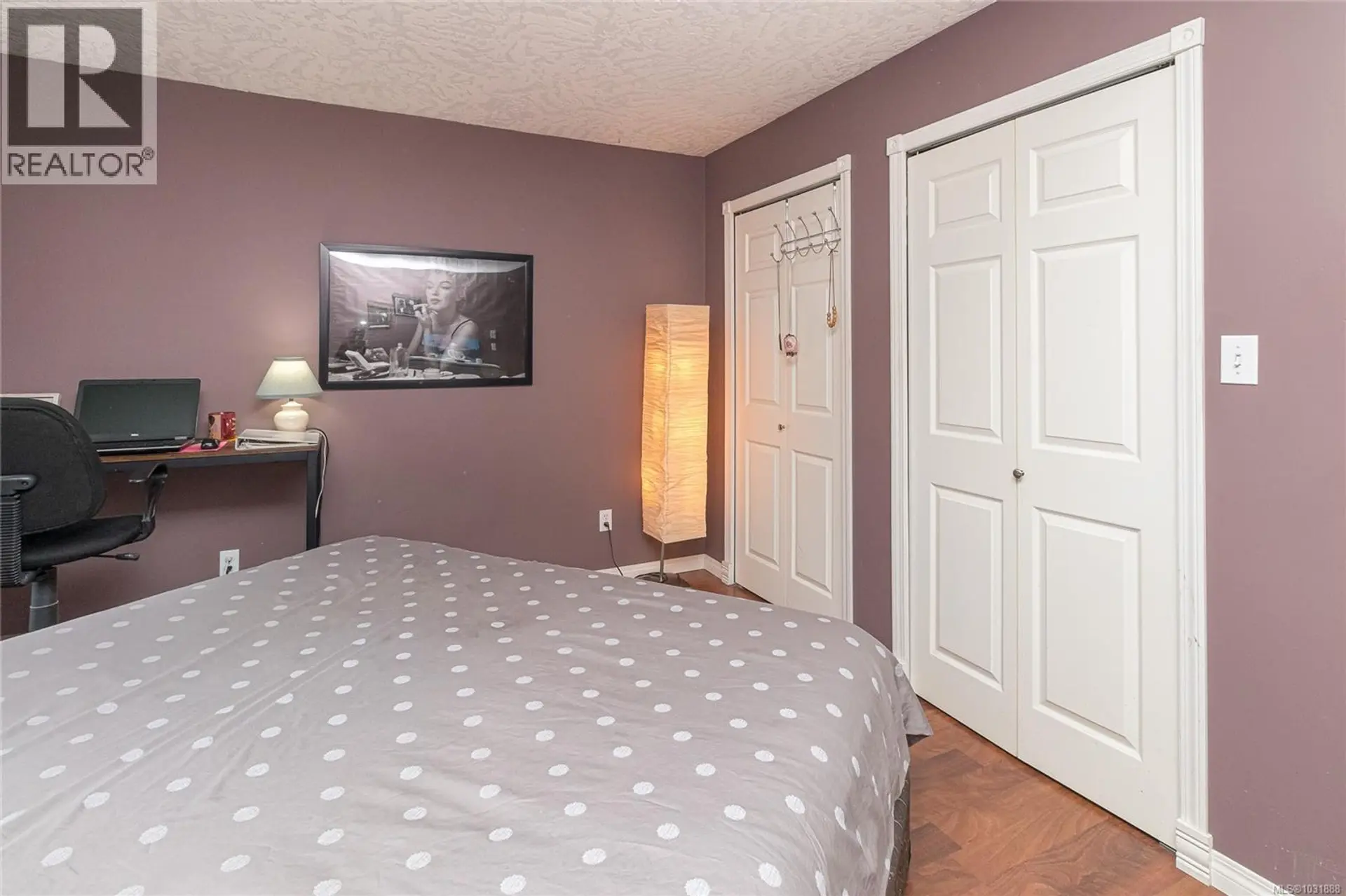 Property at #304 2511 QUADRA ST, Victoria, BC