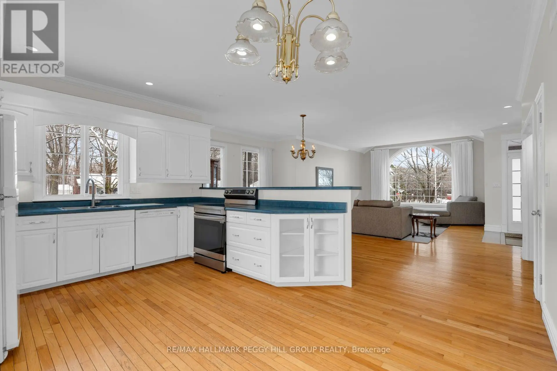 45 BRULE STREET - Image 5