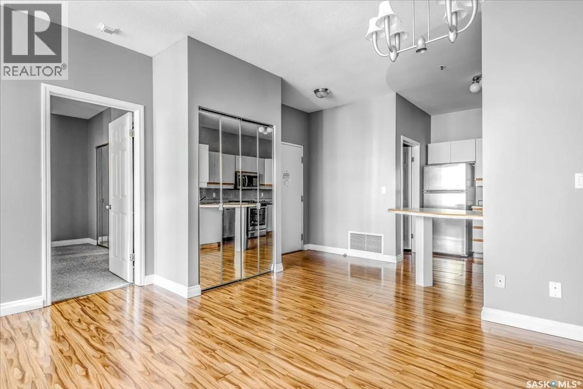 #801 1867 Hamilton STREET - Image 7