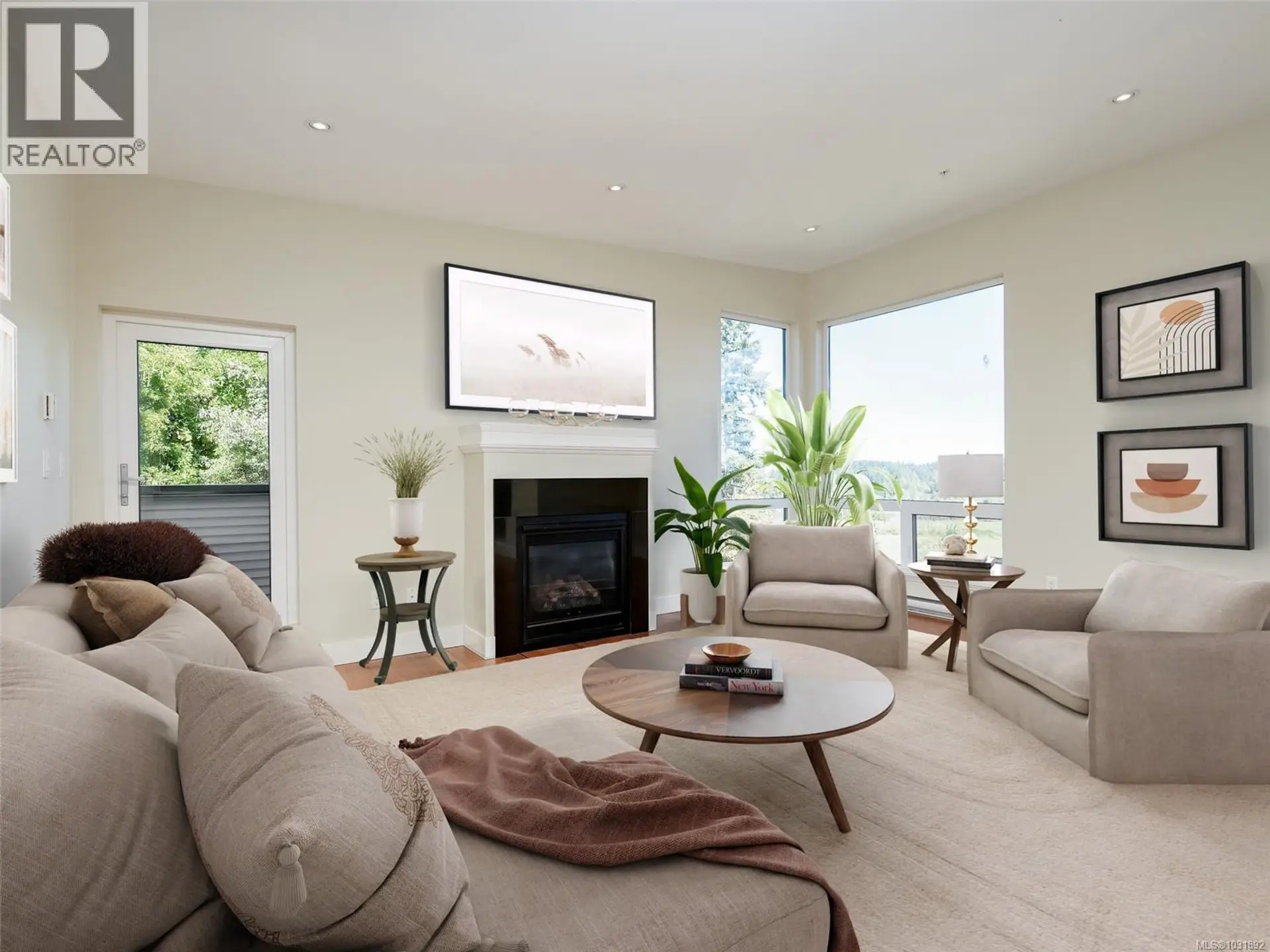Property at #302 6981 East Saanich Rd, Central Saanich, BC