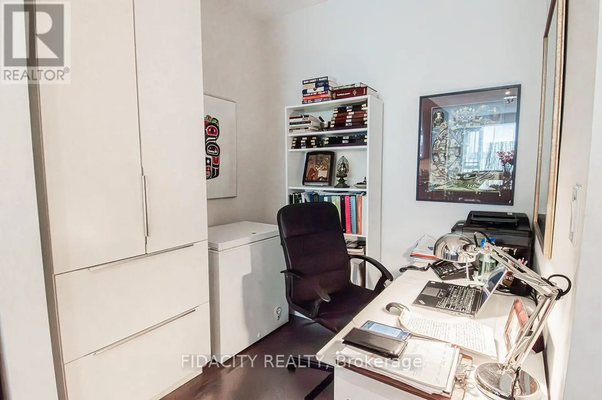#324 360 PATRICIA AVENUE - Image 10