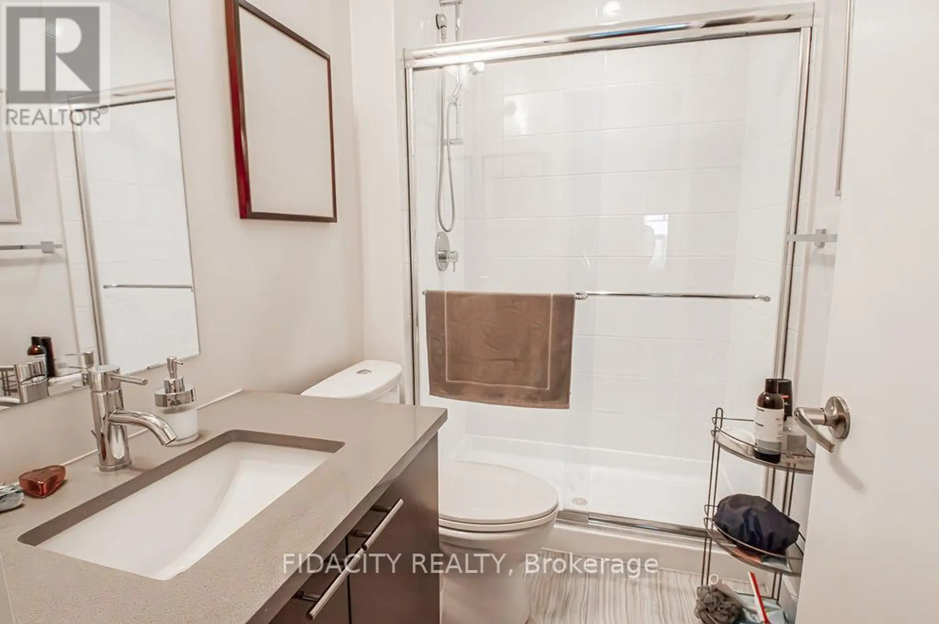 #324 360 PATRICIA AVENUE - Image 11