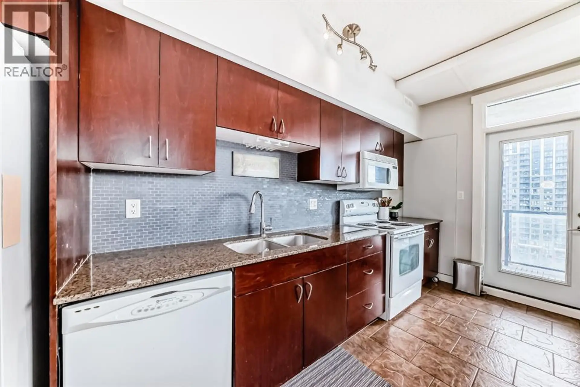 #1116 8710 Horton Road SW - Image 6