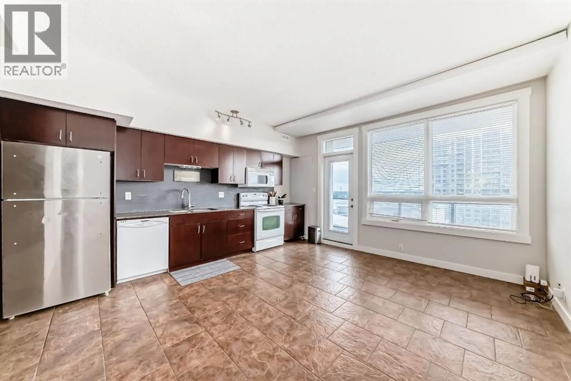 #1116 8710 Horton Road SW - Image 7