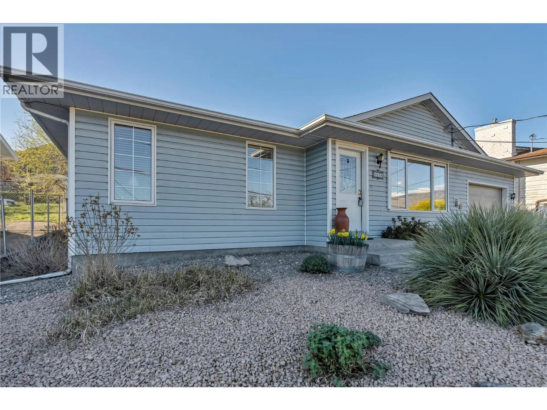 Property at 5878 Tulameen Street, Oliver, BC