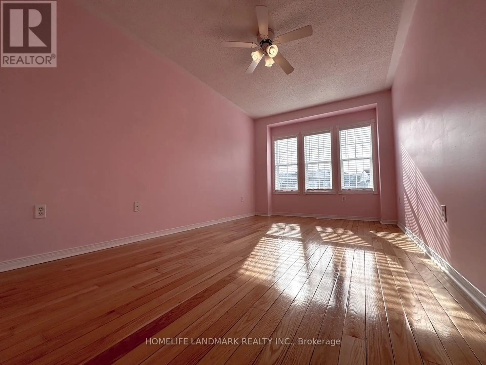 24 CRITTENDEN DRIVE - Image 10