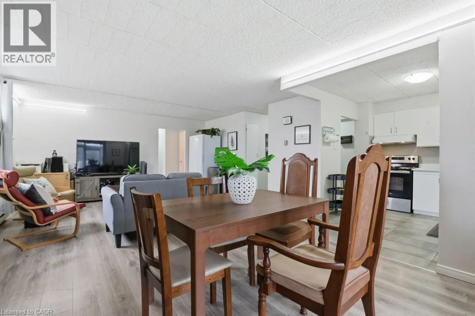 #110 80 BRECKENRIDGE Drive - Image 6