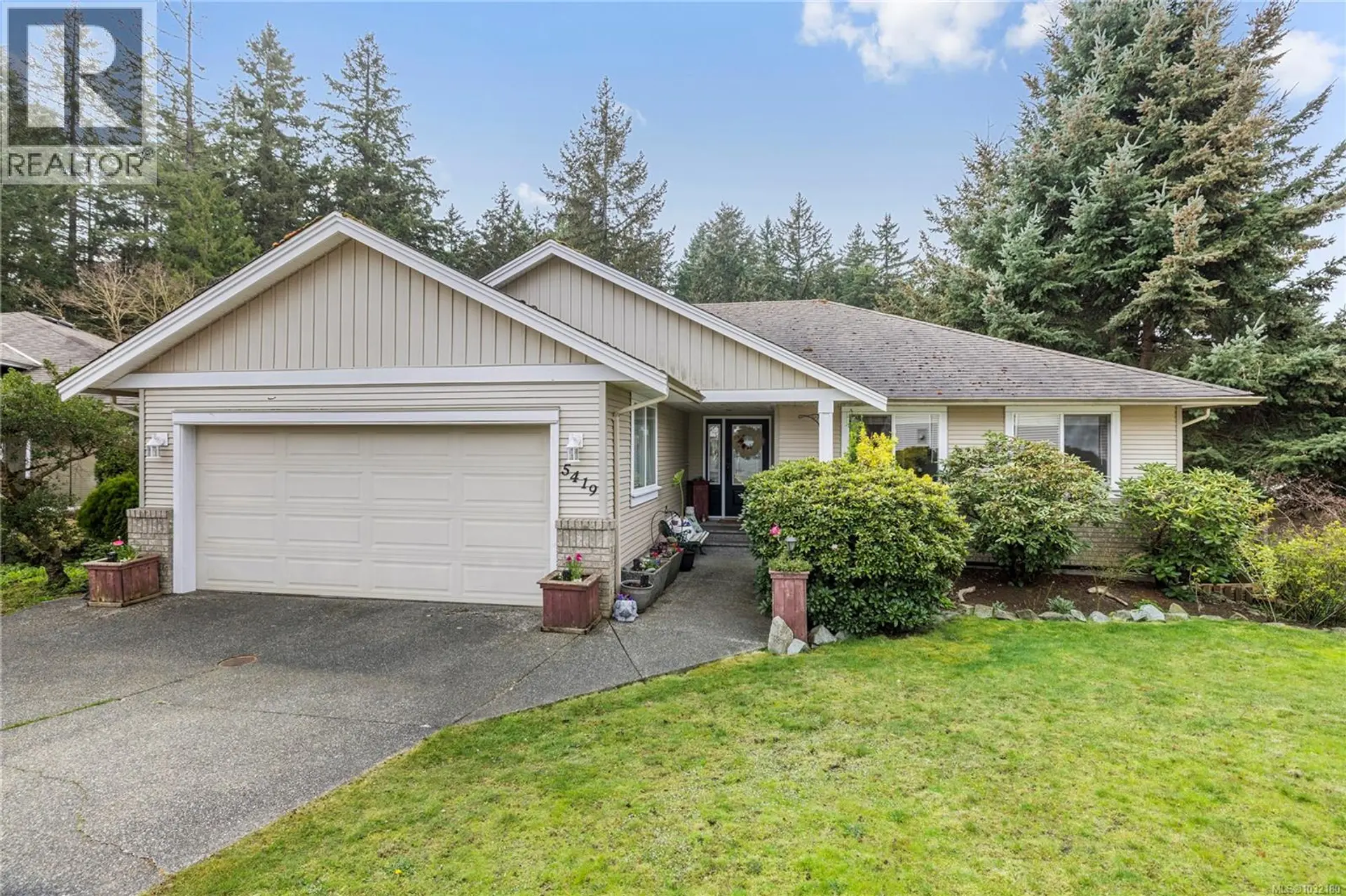 Property at 5419 Colinwood Dr, Nanaimo, BC