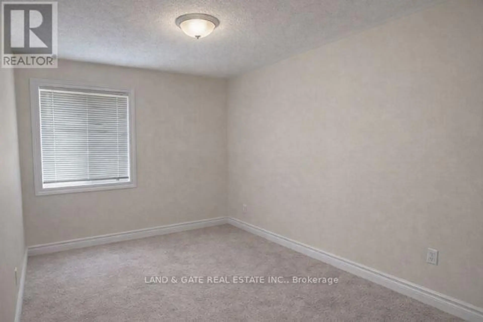 466 MEADOWGLADE ROAD - Image 10