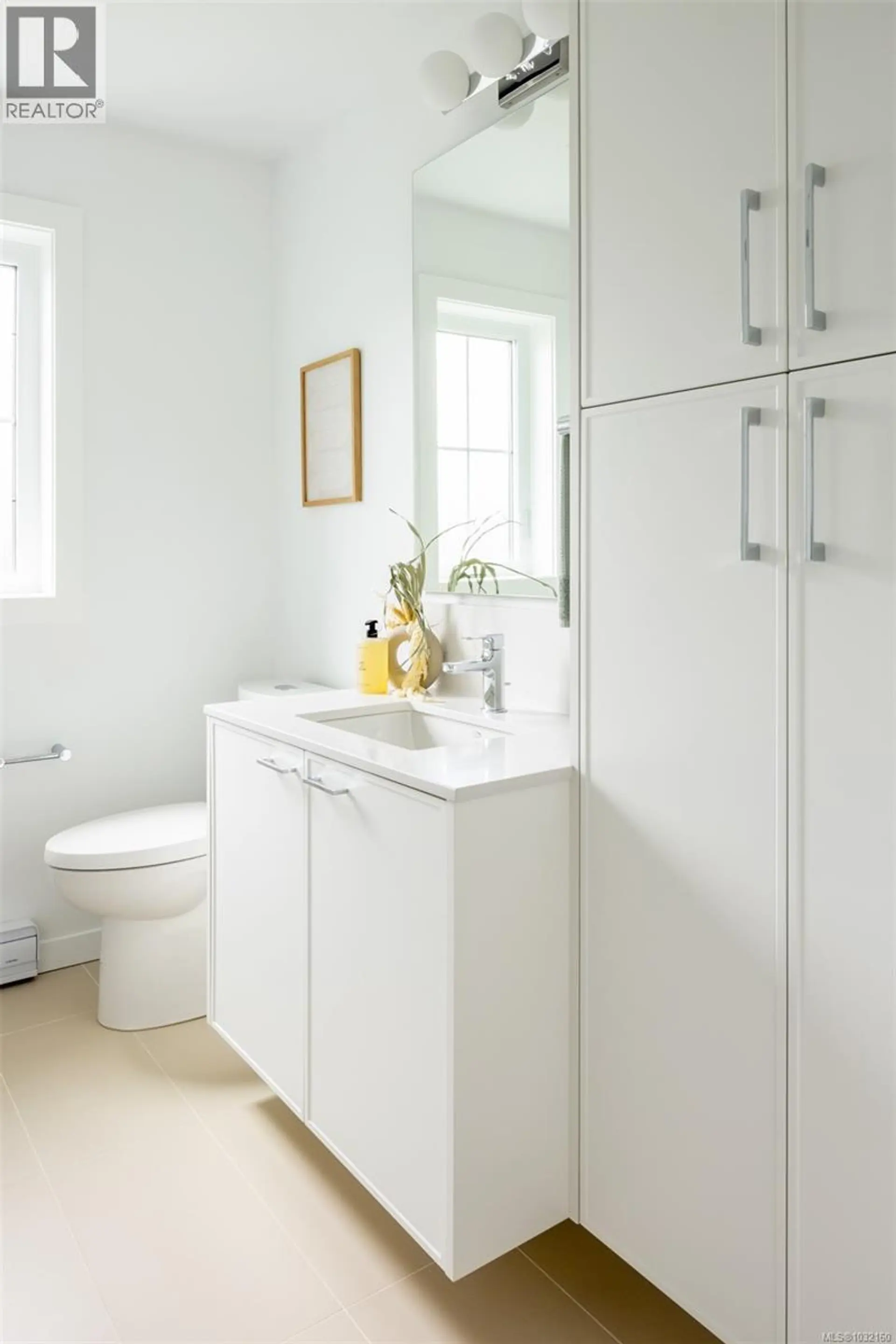 Property at #TH11 3450 WHITTIER AVE, Saanich, BC