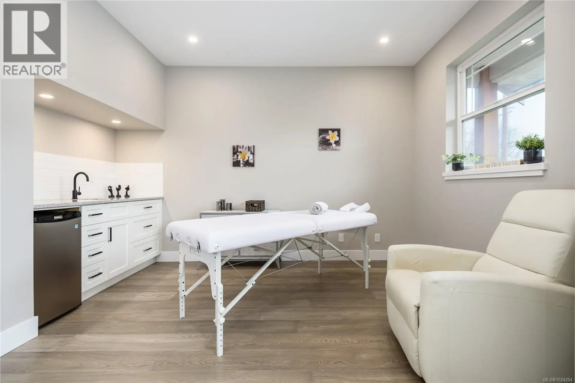 Property at 649 5TH ST, Courtenay, BC