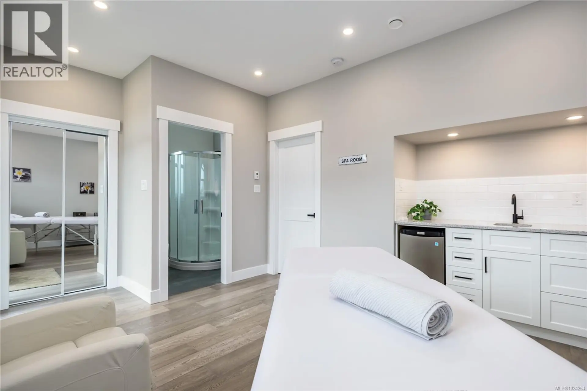 Property at 649 5TH ST, Courtenay, BC