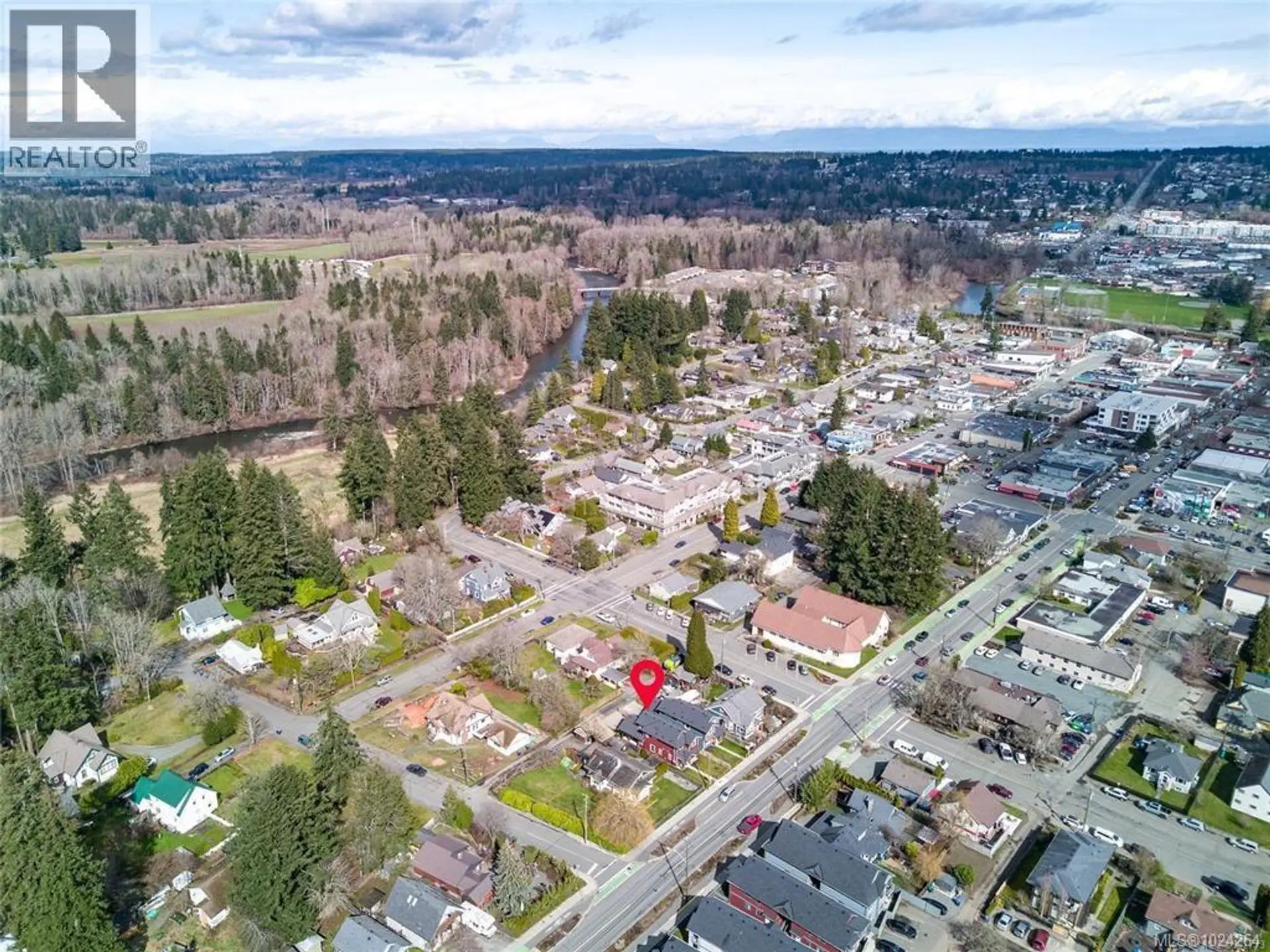 Property at 649 5TH ST, Courtenay, BC