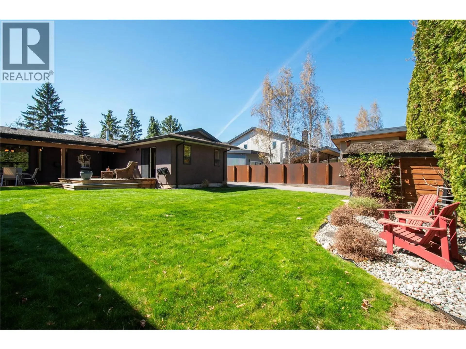 Property at 916 POWELL BEACH ROAD, Summerland, BC