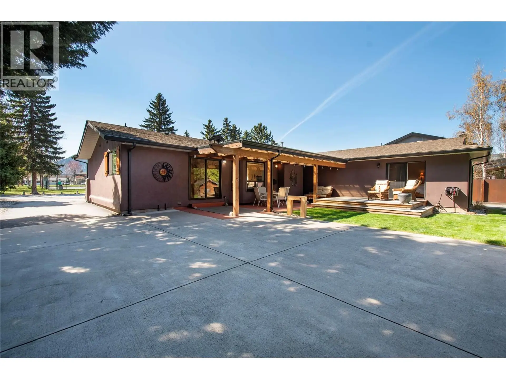 Property at 916 POWELL BEACH ROAD, Summerland, BC