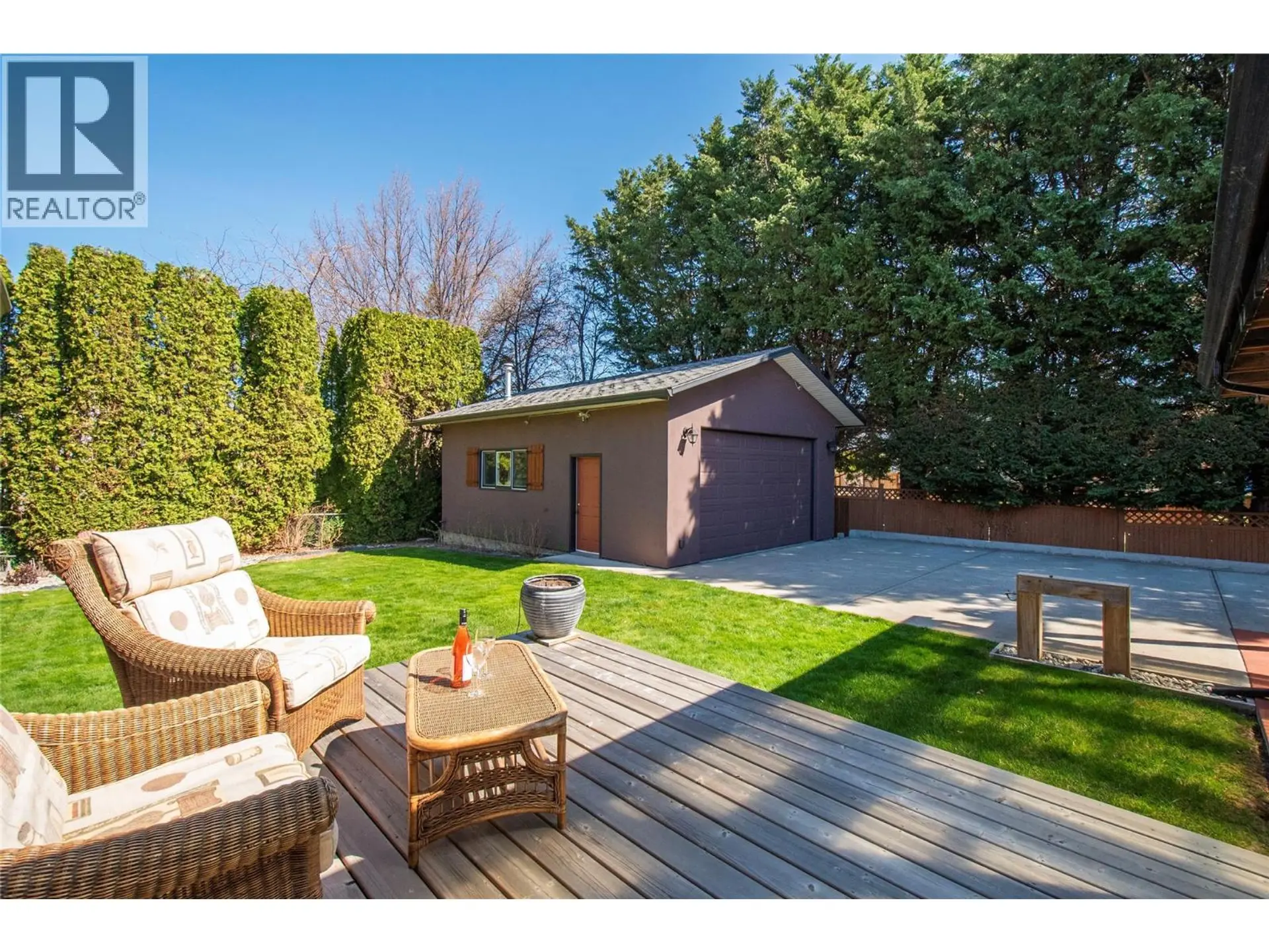 Property at 916 POWELL BEACH ROAD, Summerland, BC