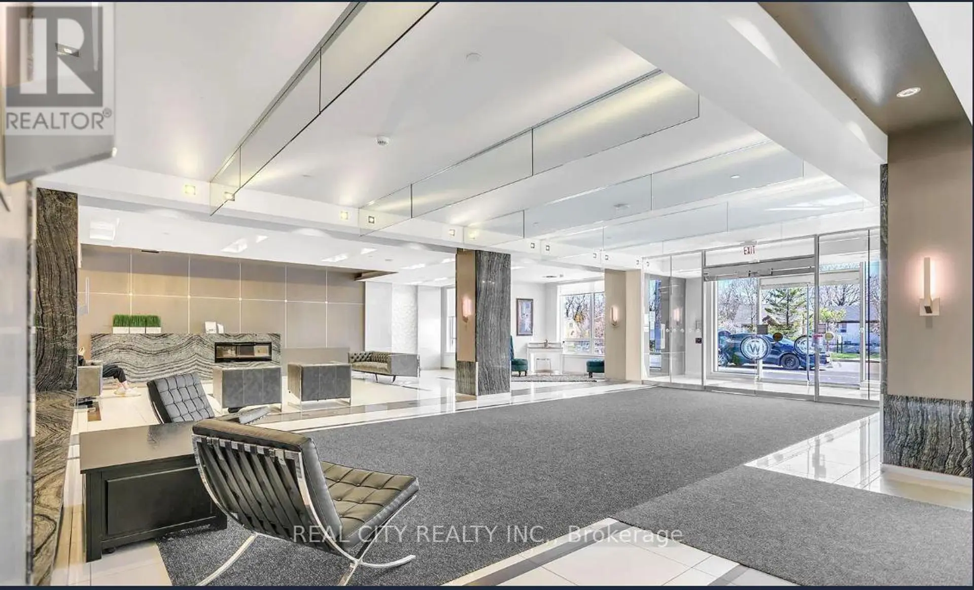 #407 7167 YONGE STREET - Image 3