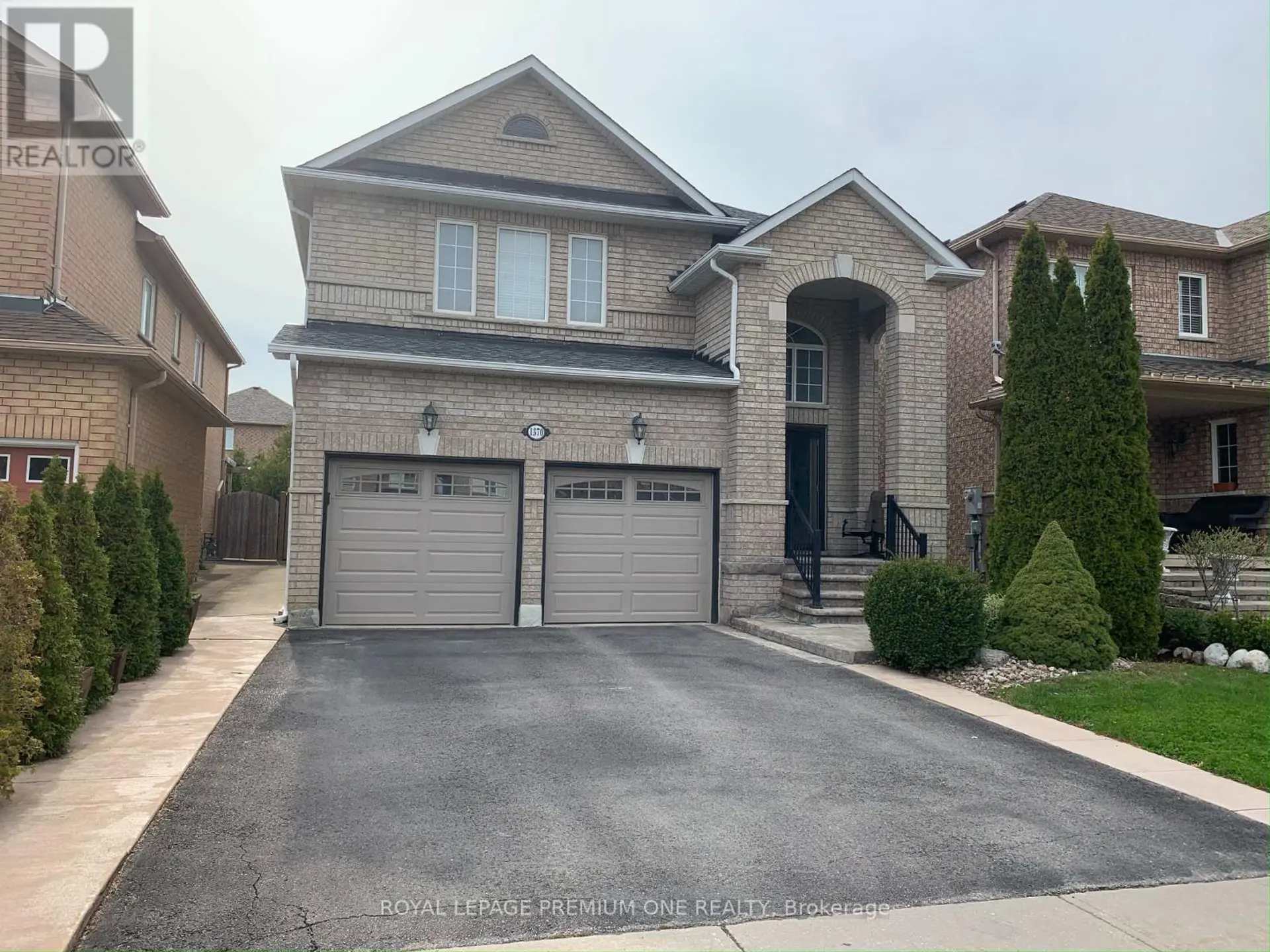 1370 CLARENCE STREET - Image 1