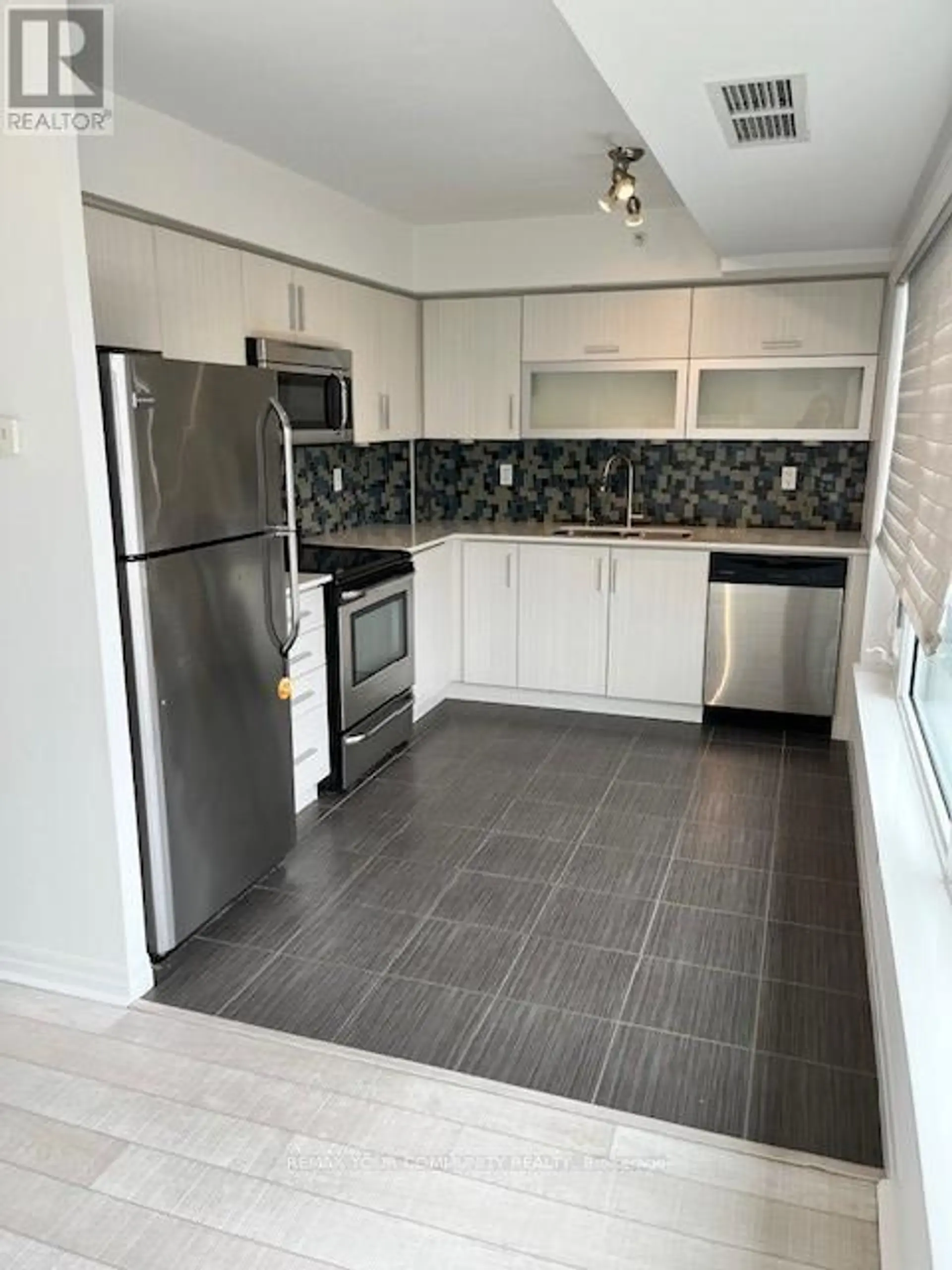 #1602 275 YORKLAND ROAD - Image 3