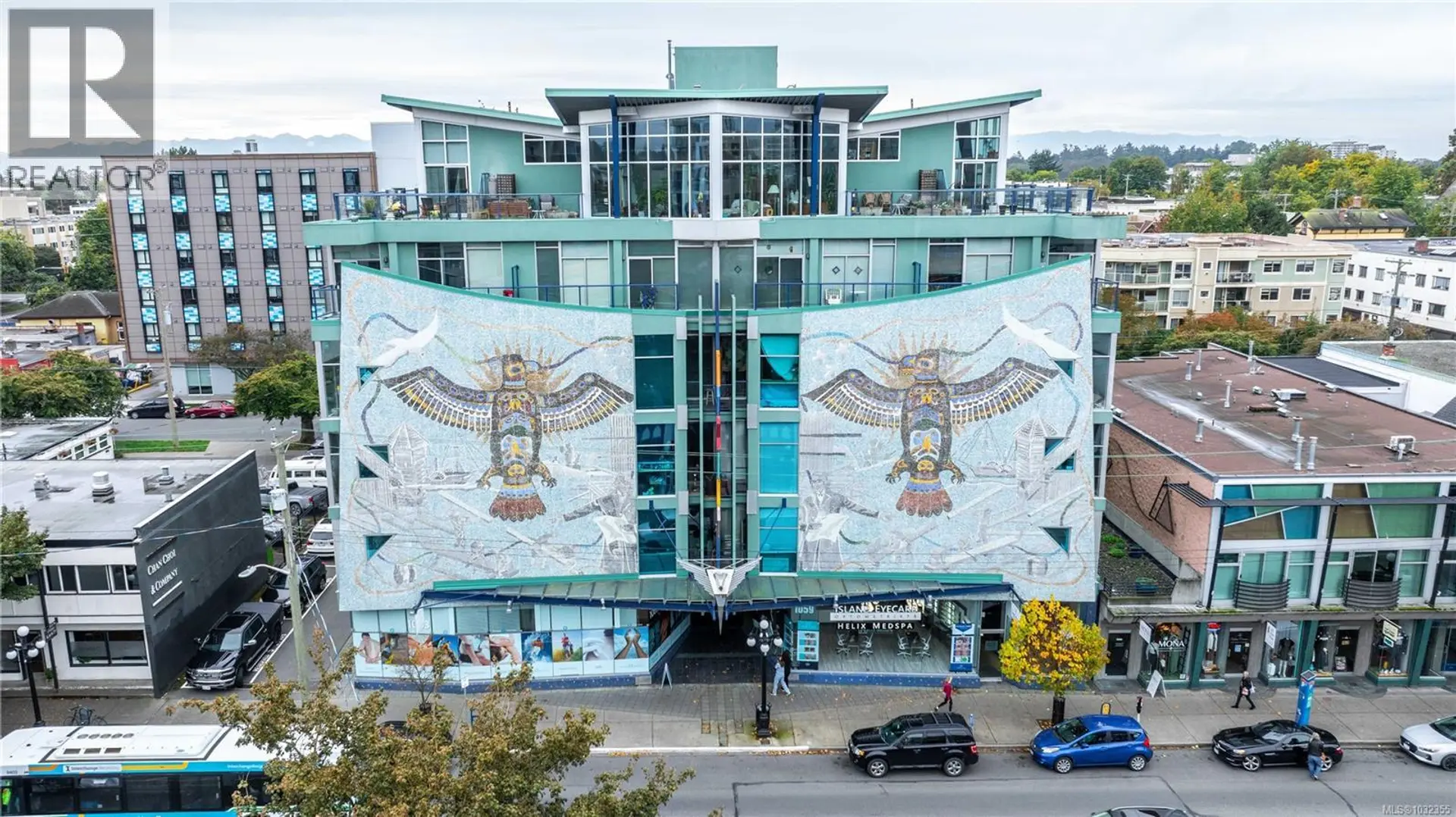 Property at #512 1061 Fort St, Victoria, BC