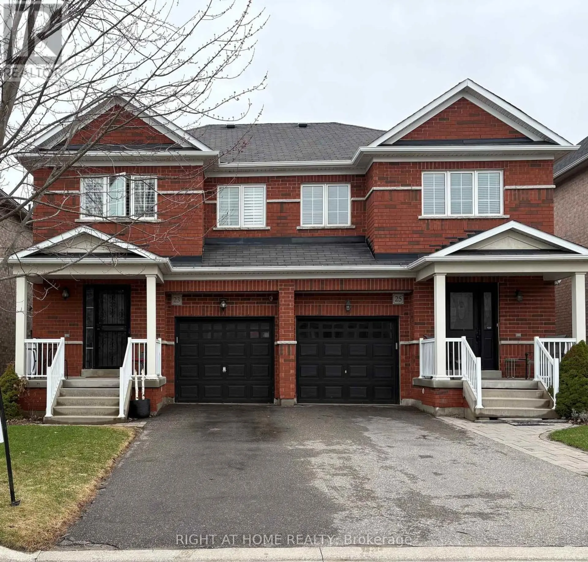 23 GRANDWOOD AVENUE - Image 1