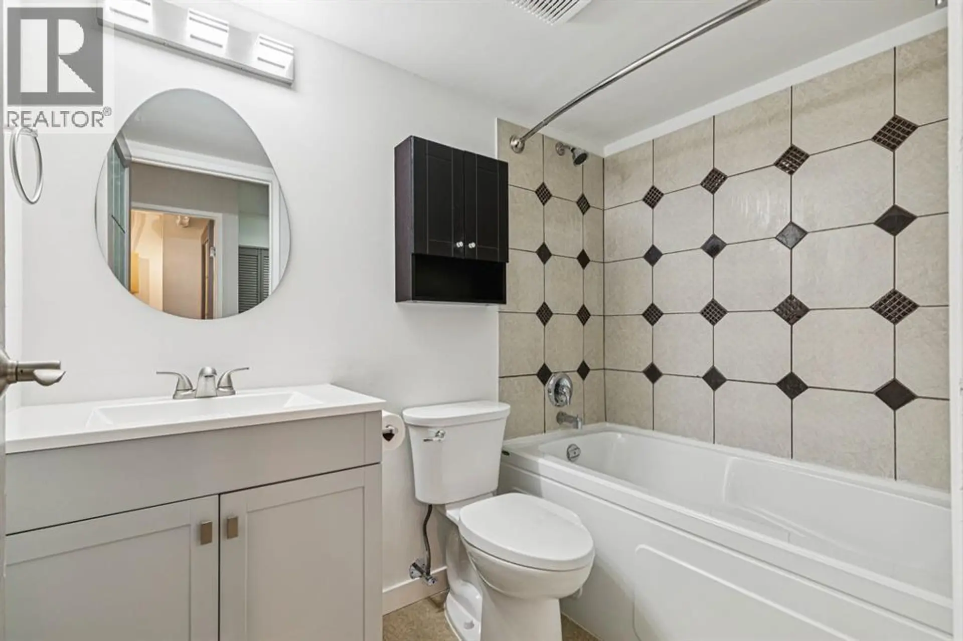 #404 537 14 AVENUE SW - Image 5