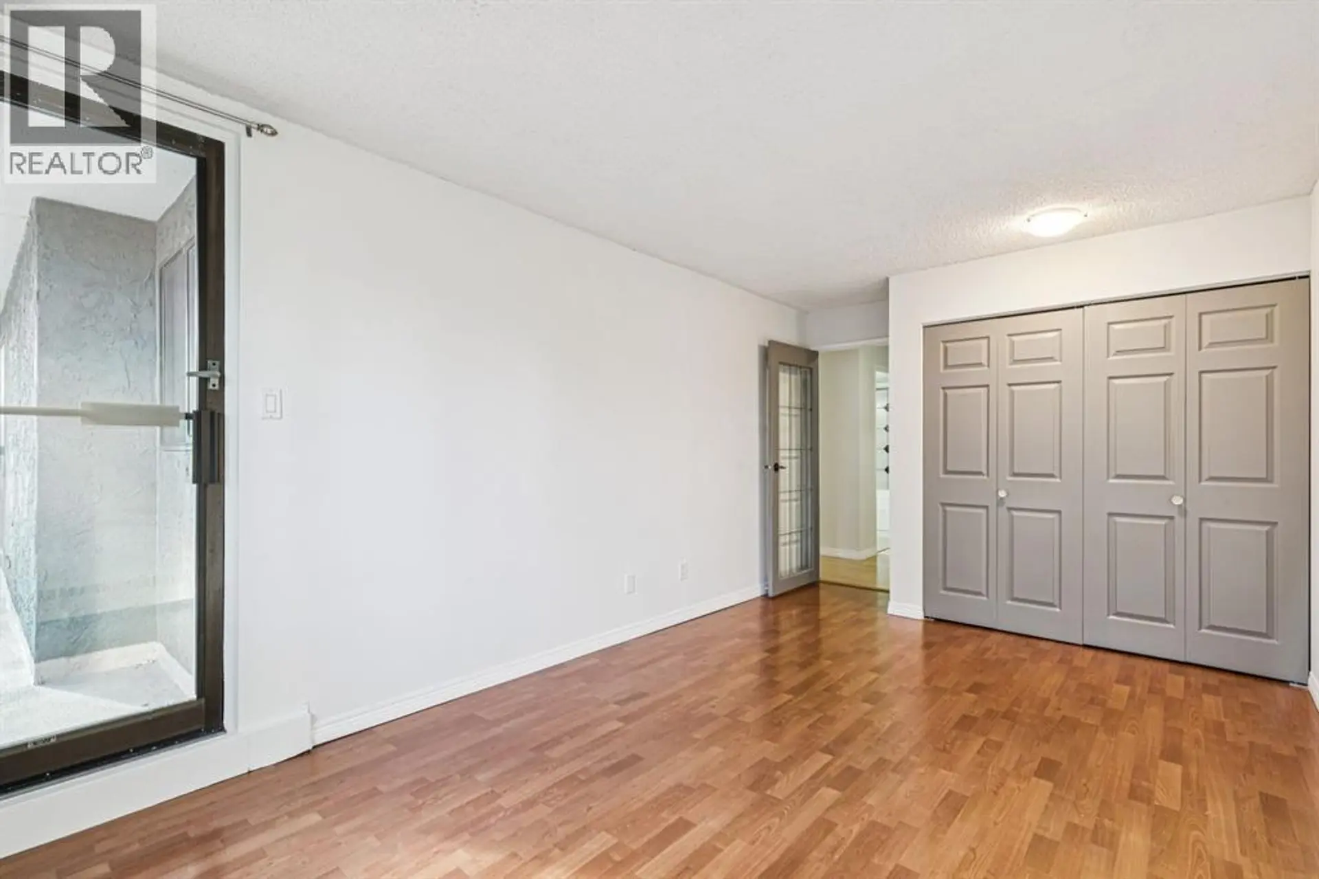 #404 537 14 AVENUE SW - Image 7