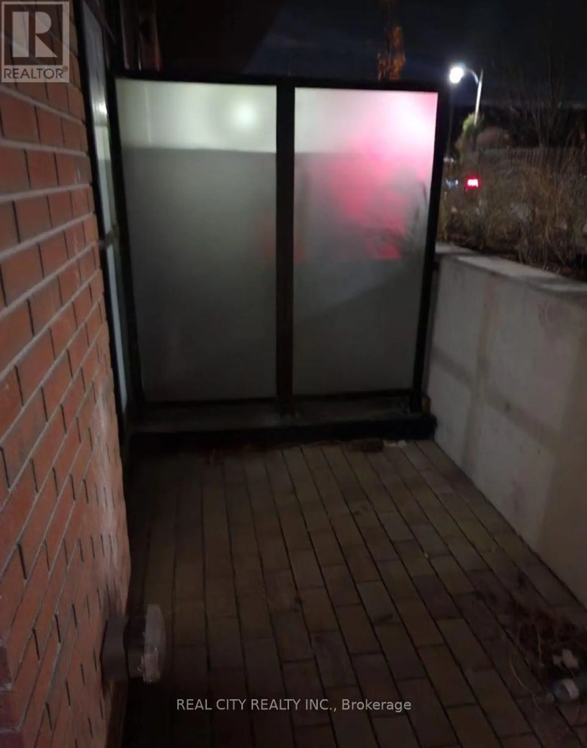 #107 2300 ST CLAIR AVENUE W - Image 14