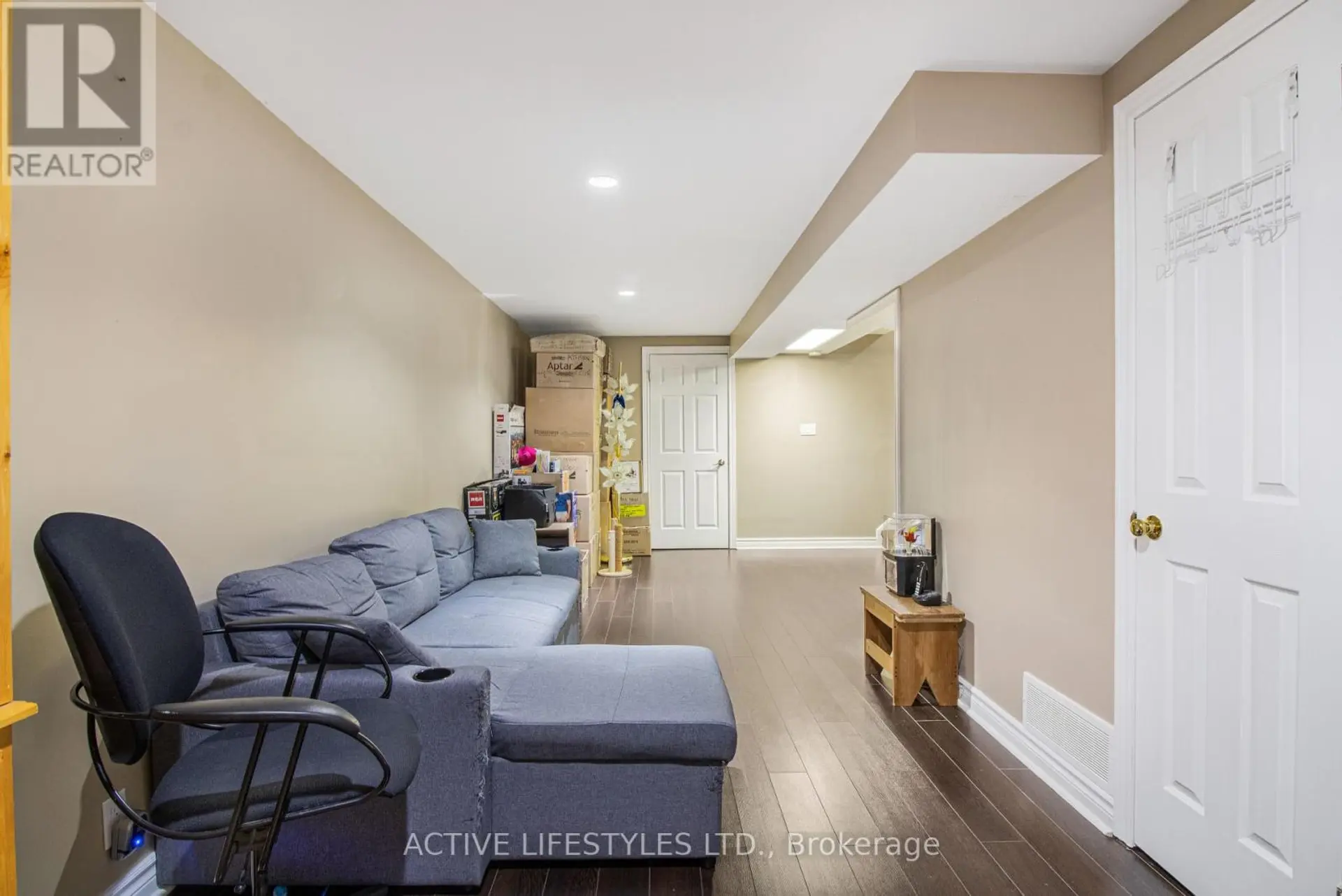 #59 10 HARTNELL SQUARE - Image 6