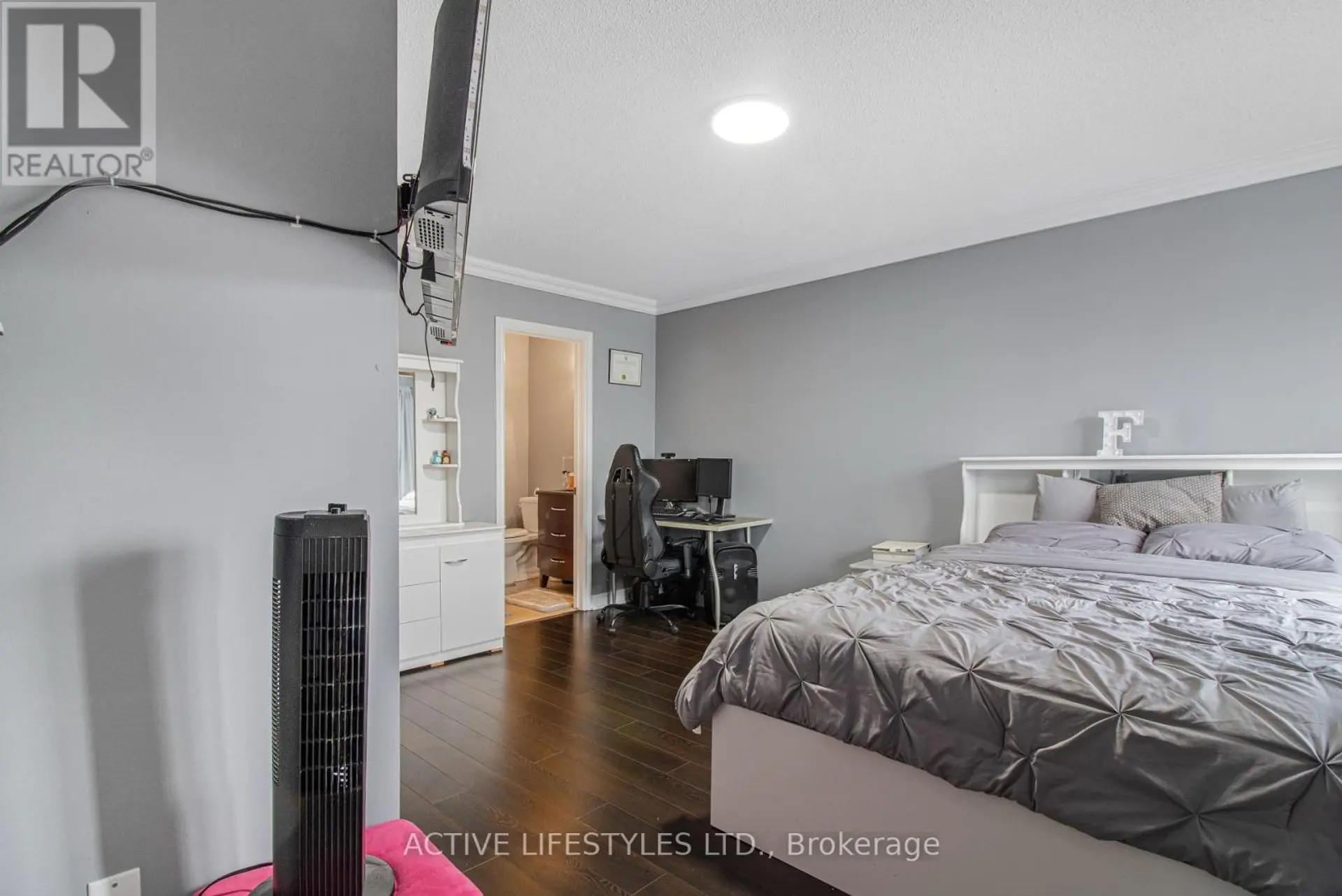 #59 10 HARTNELL SQUARE - Image 8