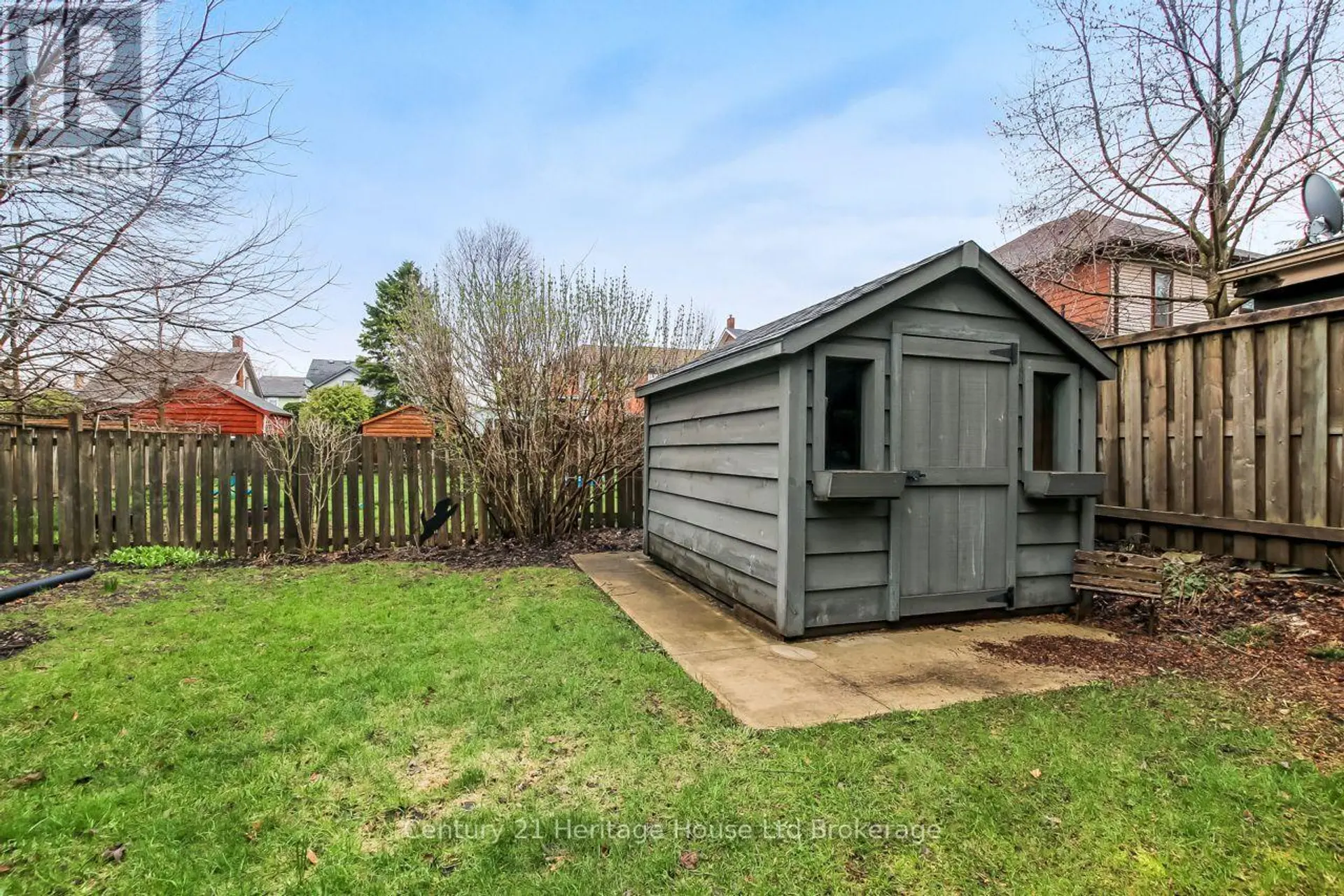 137 WONHAM STREET S - Image 18