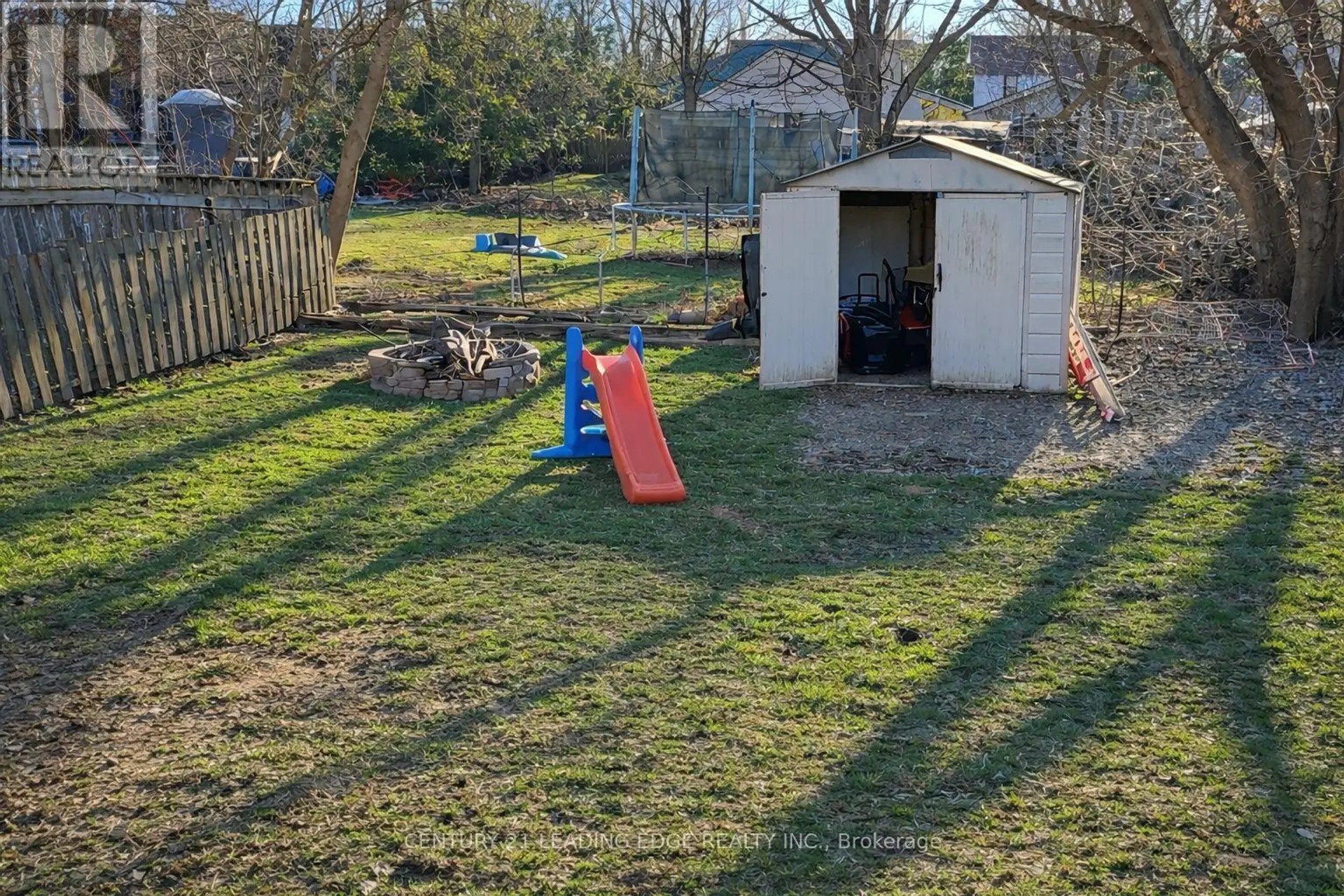 15 GEORGE STREET N - Image 17