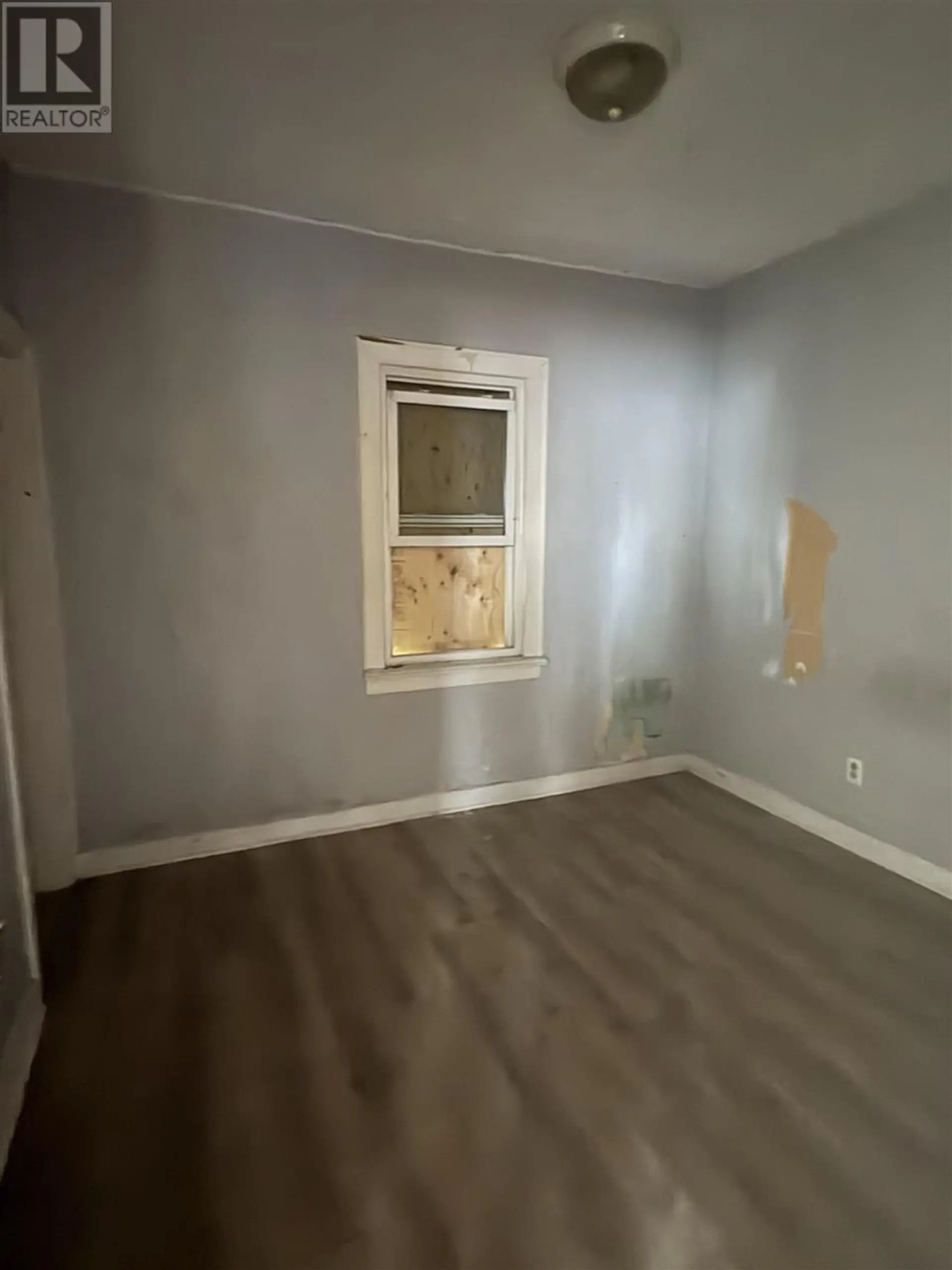 231 BROWN ST - Image 10