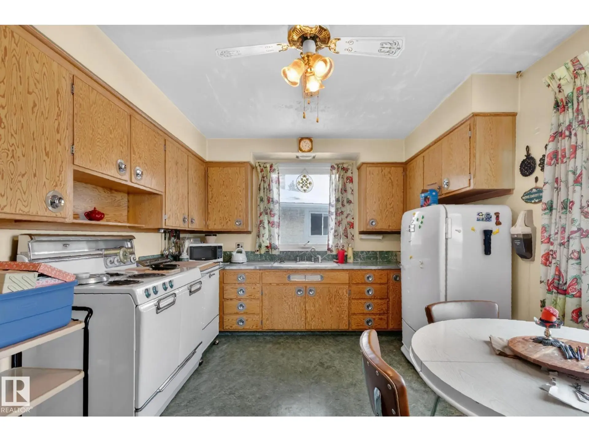 11255 71 AV NW - Image 4