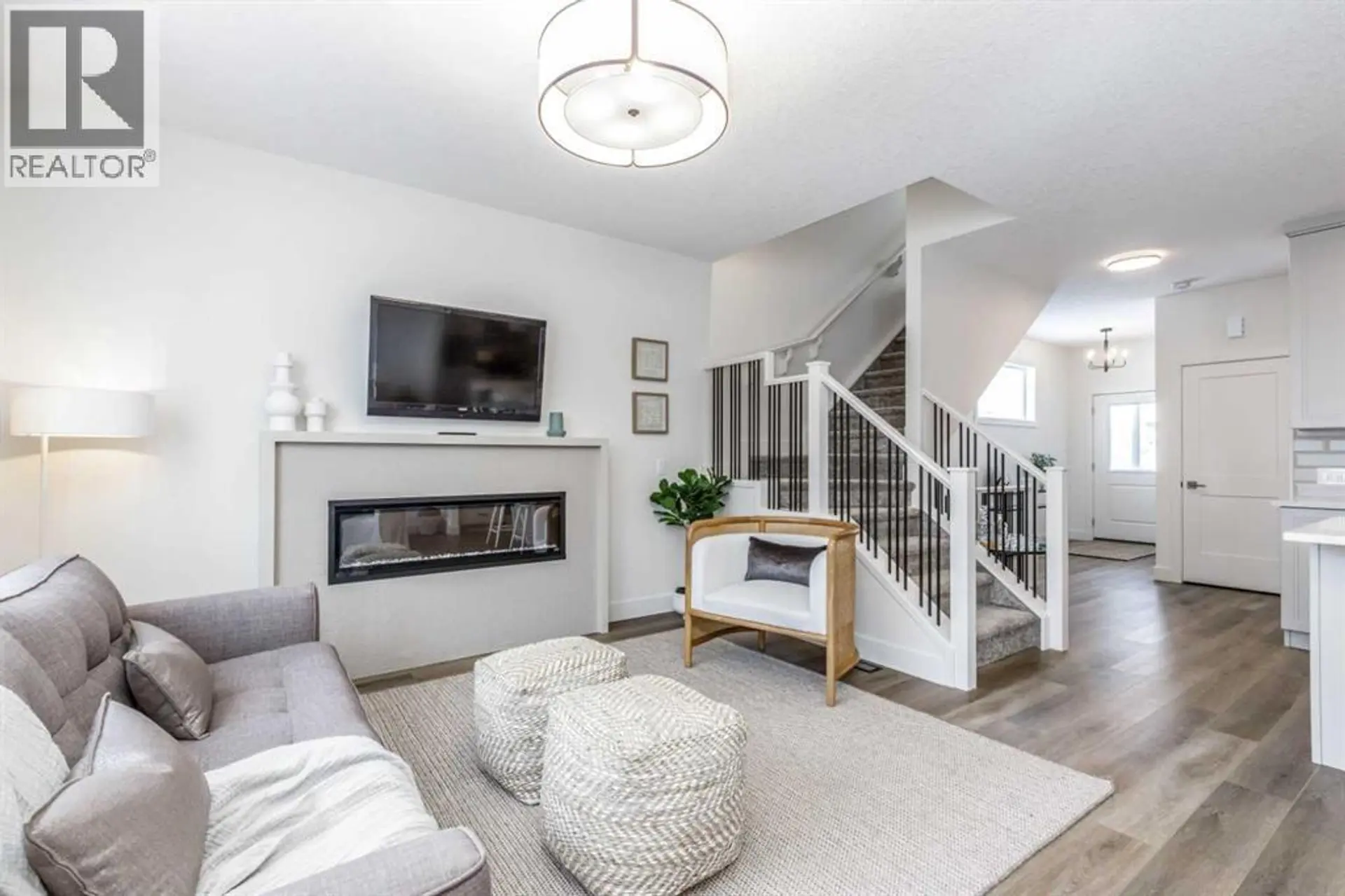 546 RIVERCREST VIEW - Image 7