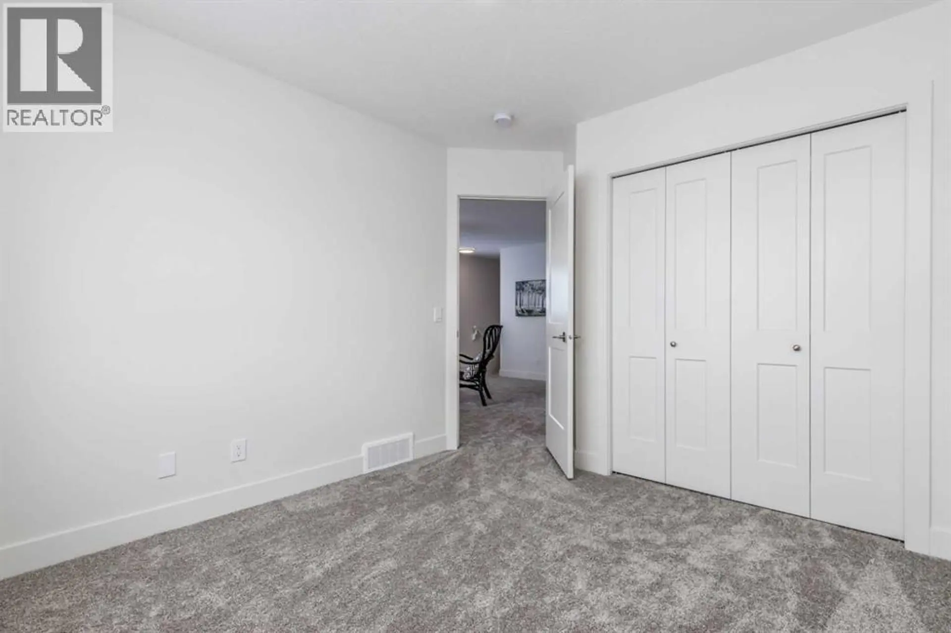 546 RIVERCREST VIEW - Image 20