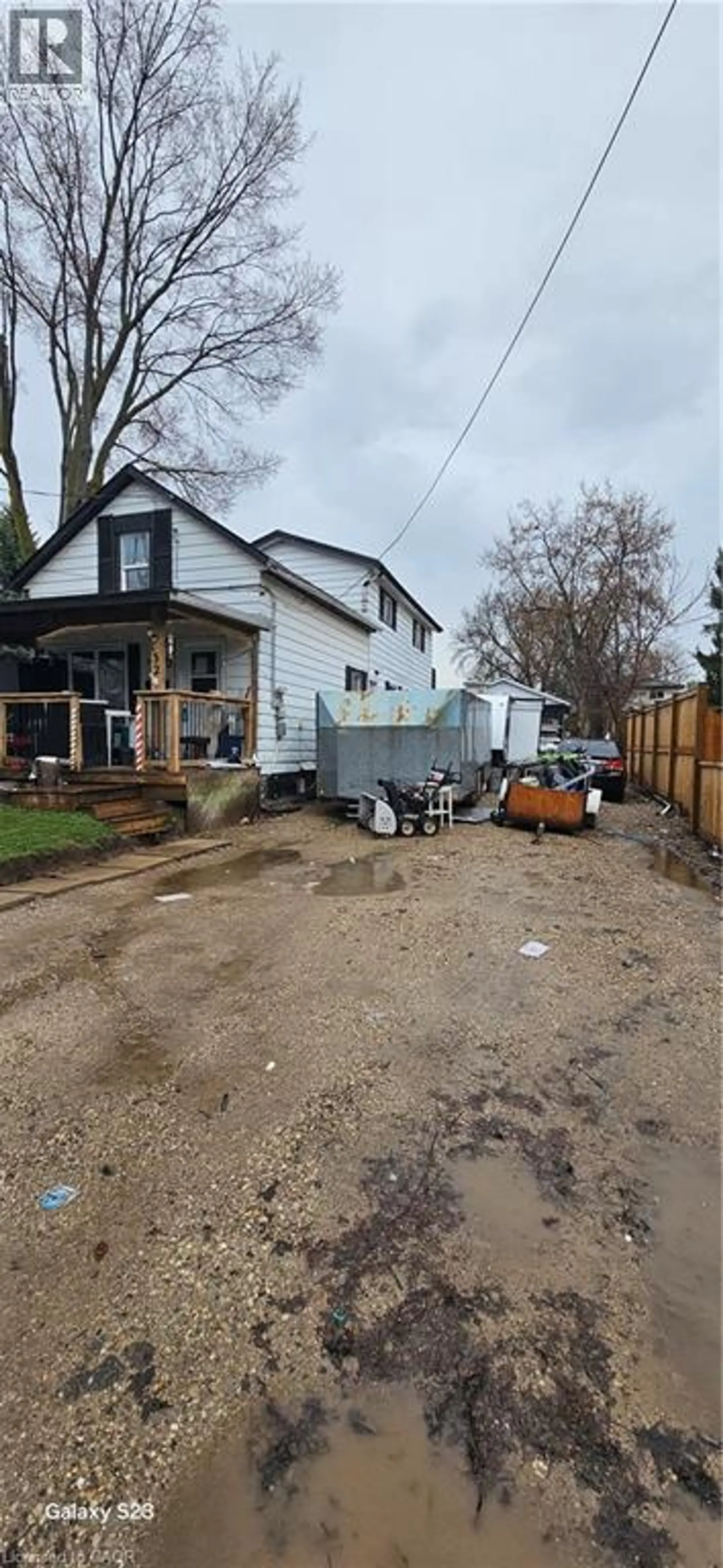 132 W BRIDGE Street W - Image 2