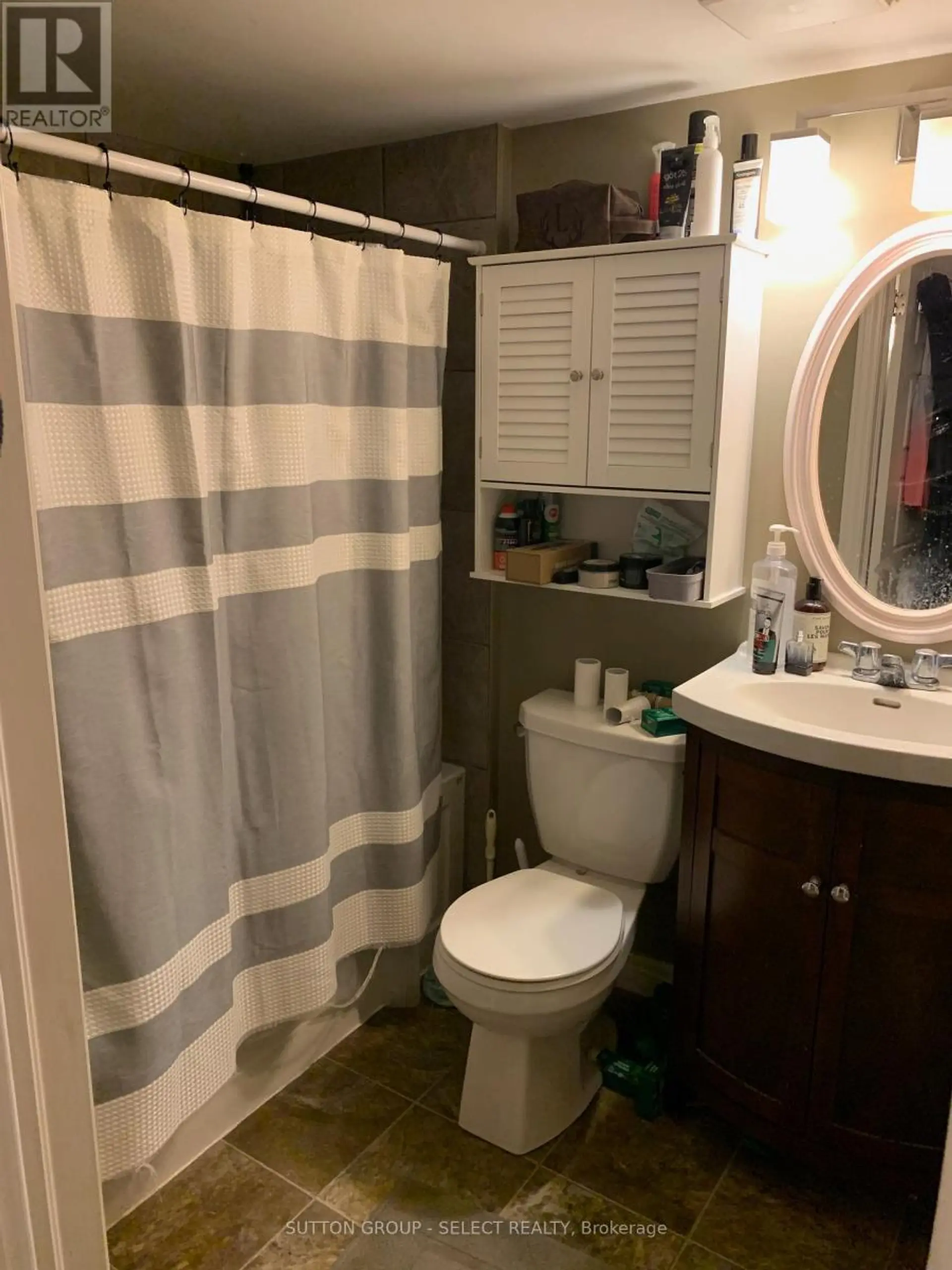 7 SUMMIT AVENUE - Image 12