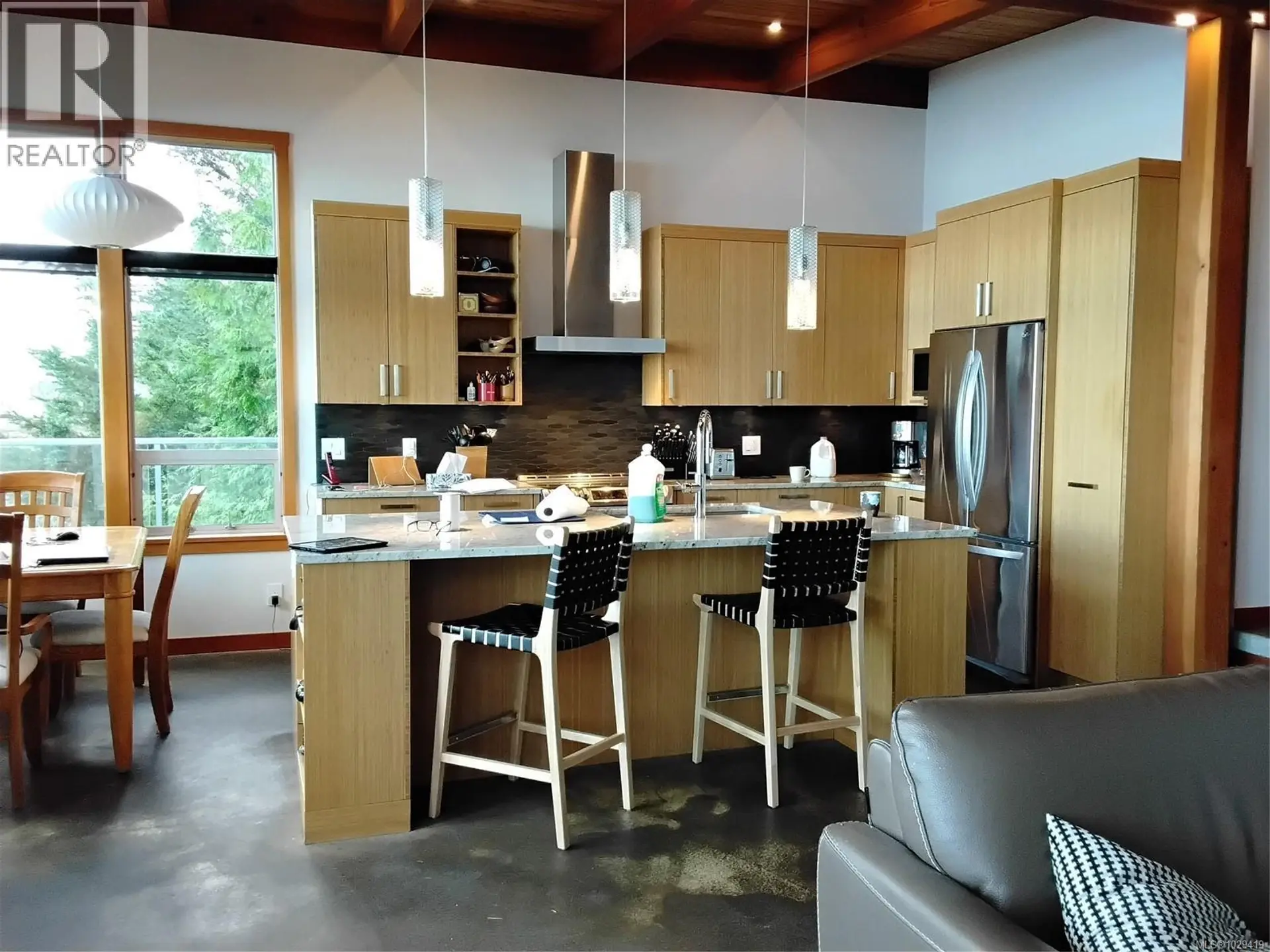 3870 East Rd - Image 17