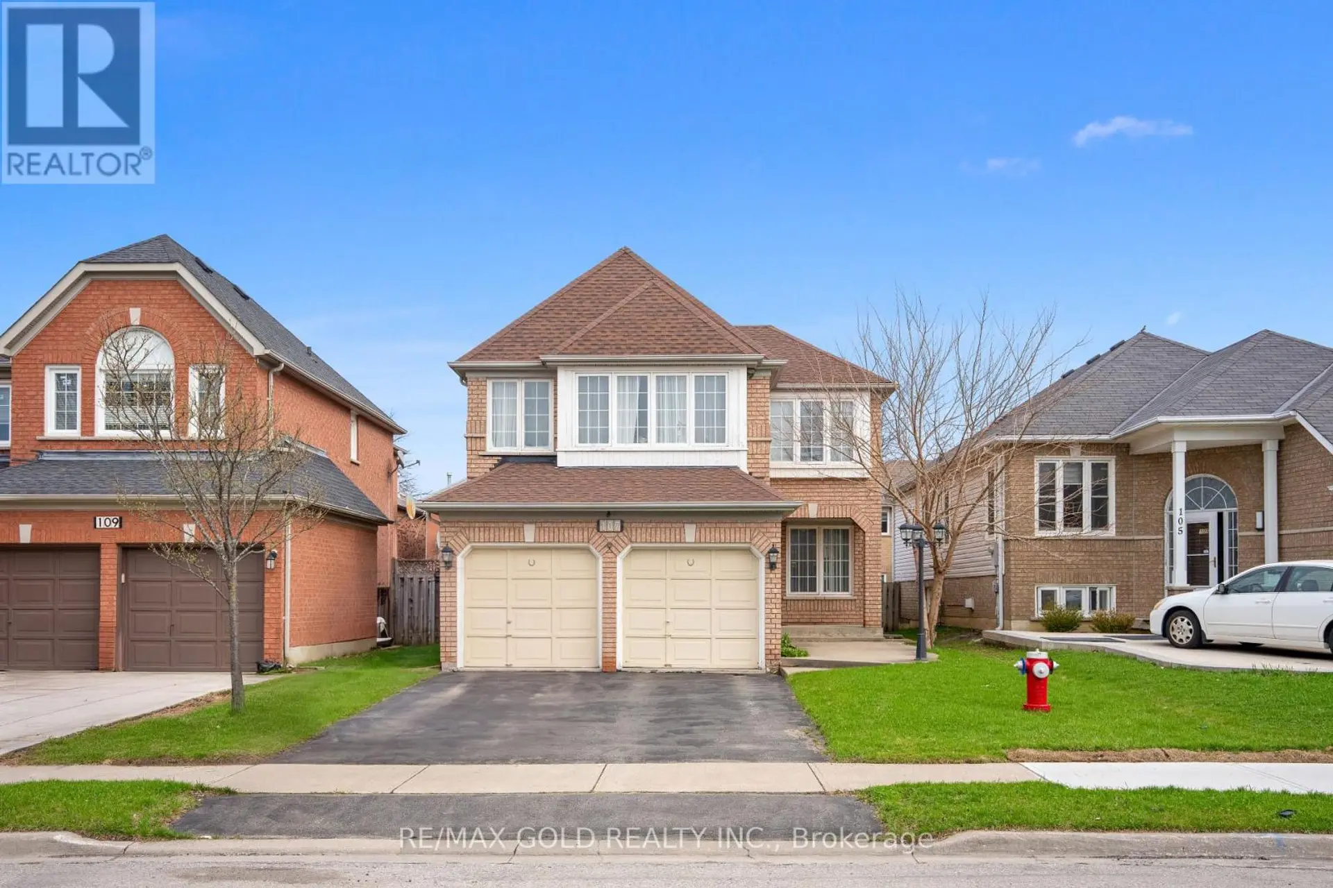 107 SECLUSION CRESCENT - Image 1