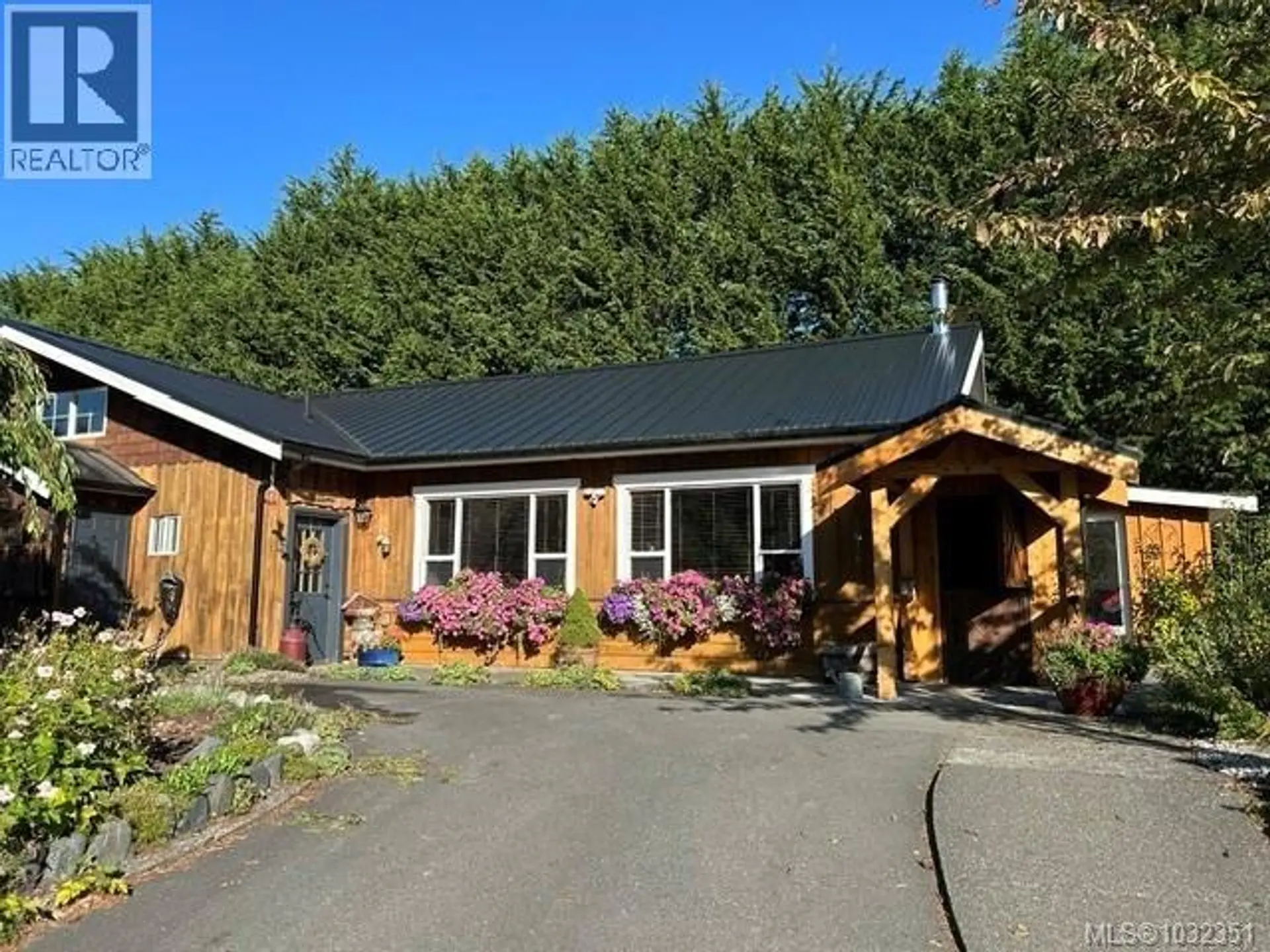 Property at 885 Lanqvist Rd, Hyde Creek, BC